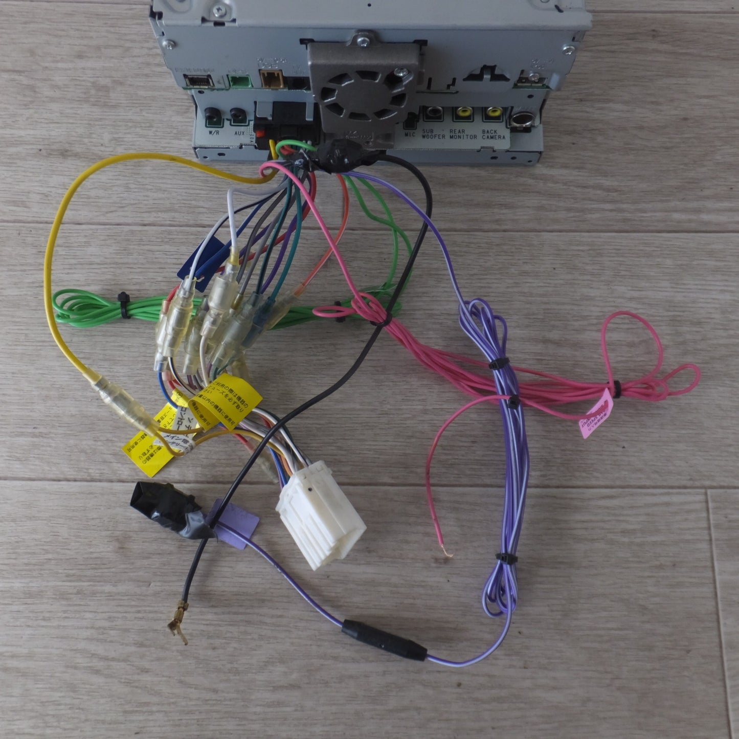 [送料無料] ★カロッツェリア carrozzeria AV一体型メモリーナビゲーション 楽ナビ AVIC-RZ33(7)★