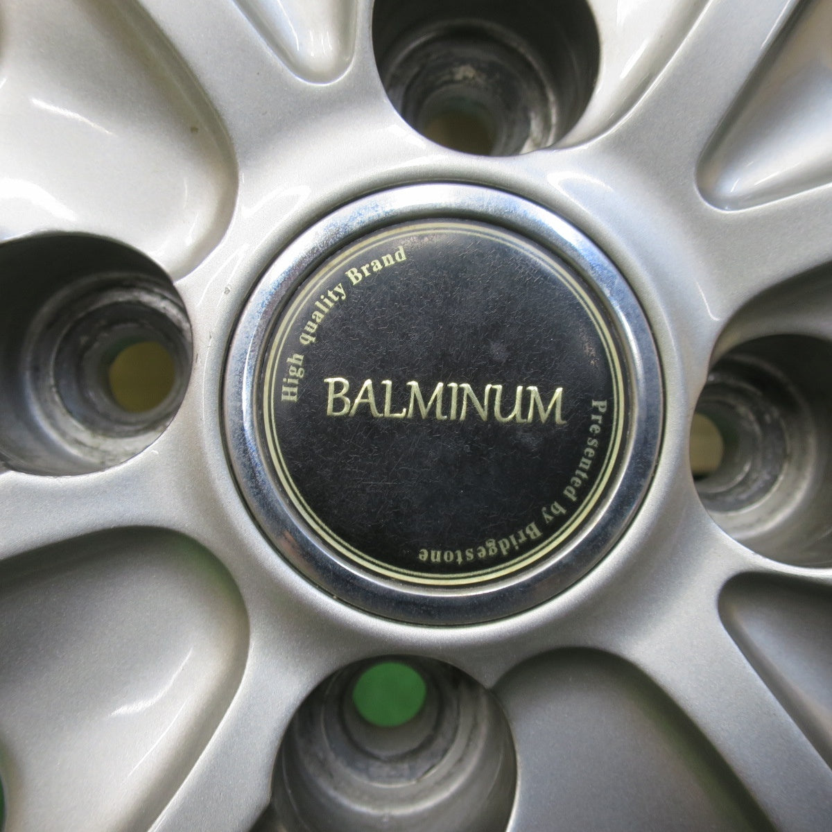 超バリ溝！23年！キレイ！ほぼ10分★スタッドレス 185/60R15 ブリヂストン アイスパートナー2 BALMINUM バルミナ 15インチ PCD100/4H★5103113イス