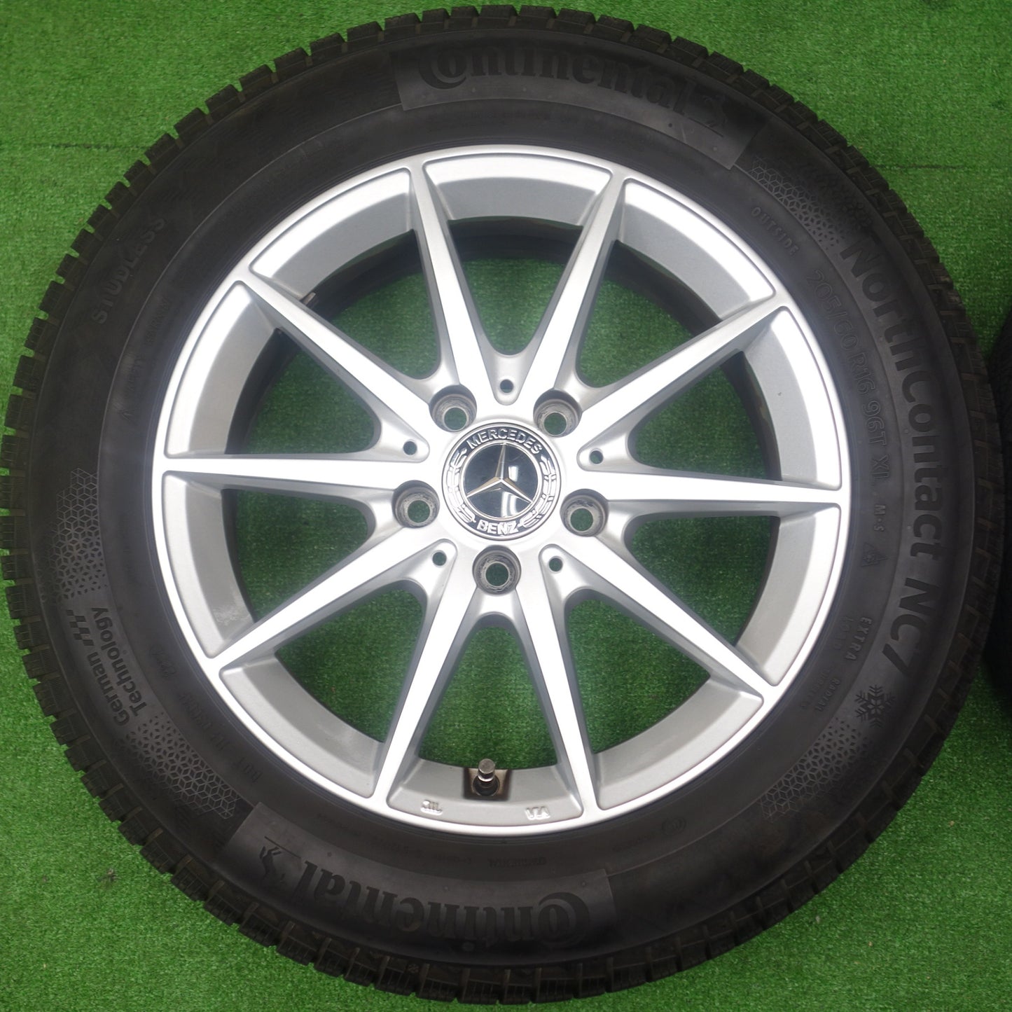 バリ溝！24年！キレイ！9.5分以上★ベンツ 等 EuroForsch 205/60R16 スタッドレス コンチネンタル ノースコンタクト NC7 社外 アルミ ユーロフォルシュ 16インチ PCD112/5H★6011801KTス
