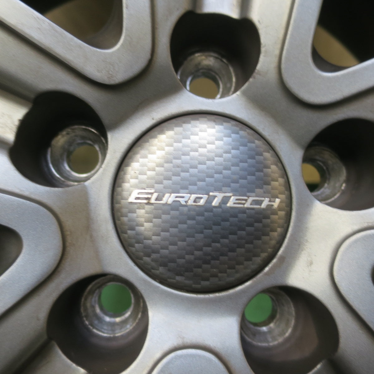 バリ溝！9.5分◎ボルボ 等 EUROTECH GAYA5 215/50R17 スタッドレス ダンロップ ウインターマックス WM01 ユーロテック ガヤ5 17インチ PCD108/5H◎6071102イス