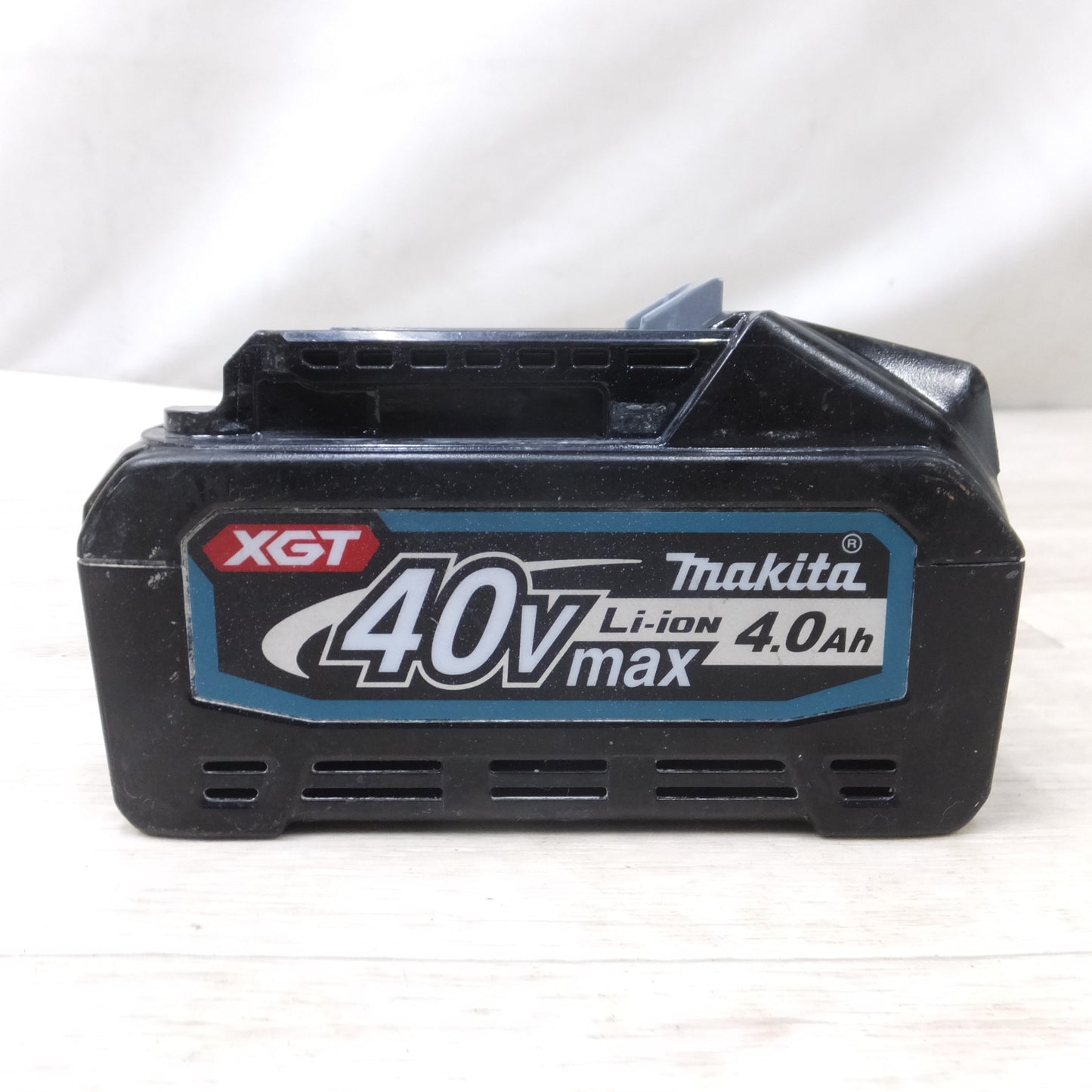 [送料無料] ◆makita マキタ Li-on リチウムイオンバッテリー BL4040 DC40V(max) 4.0Ah 144Wh 電動工具◆