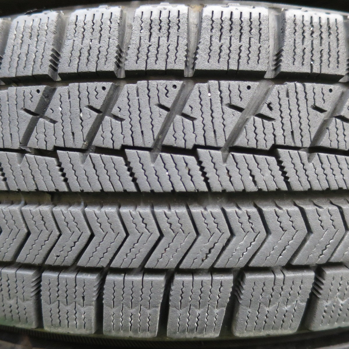 [送料無料] キレイ★スタッドレス 155/65R14 ブリヂストン ブリザック VRX LAYCEA 02 レイシア 14インチ PCD100/4H★4103007イス