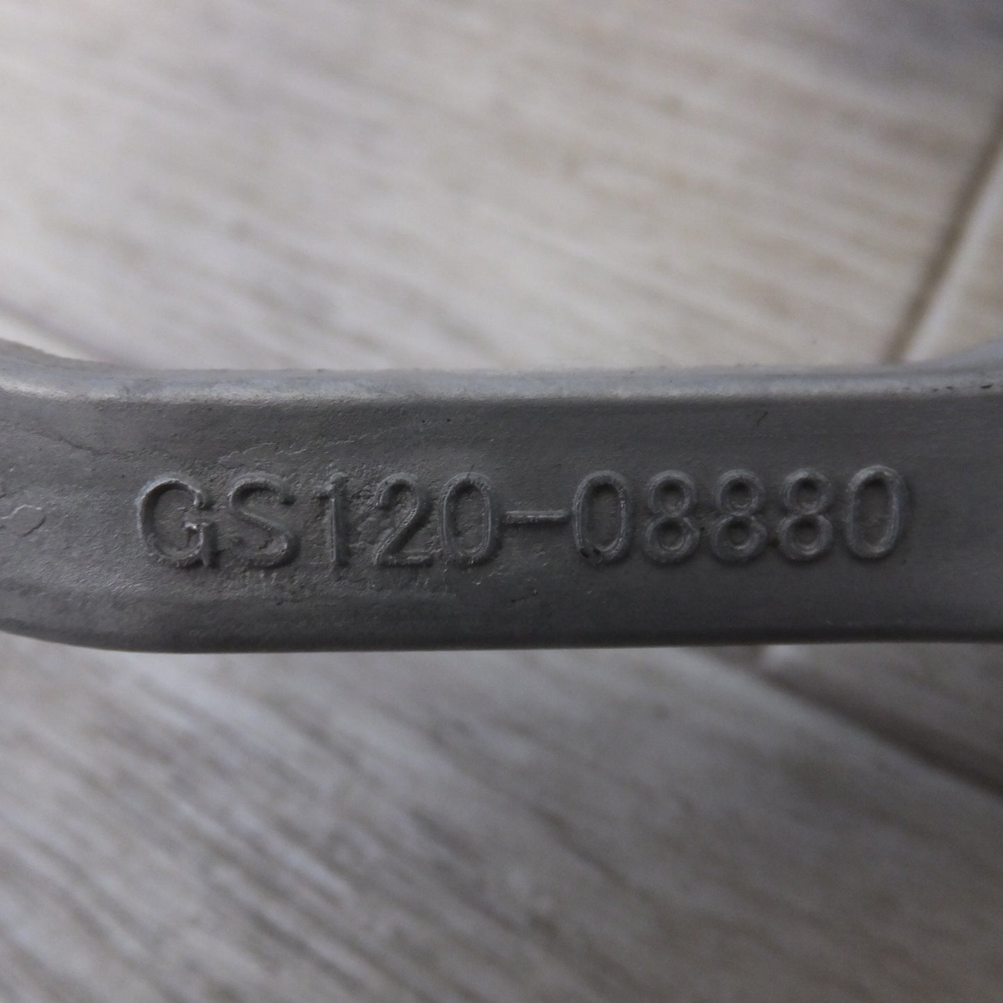 [送料無料] ★トヨタ TOYOTA 純正 ヴォクシー 90系 ステアリング GS120-08880★