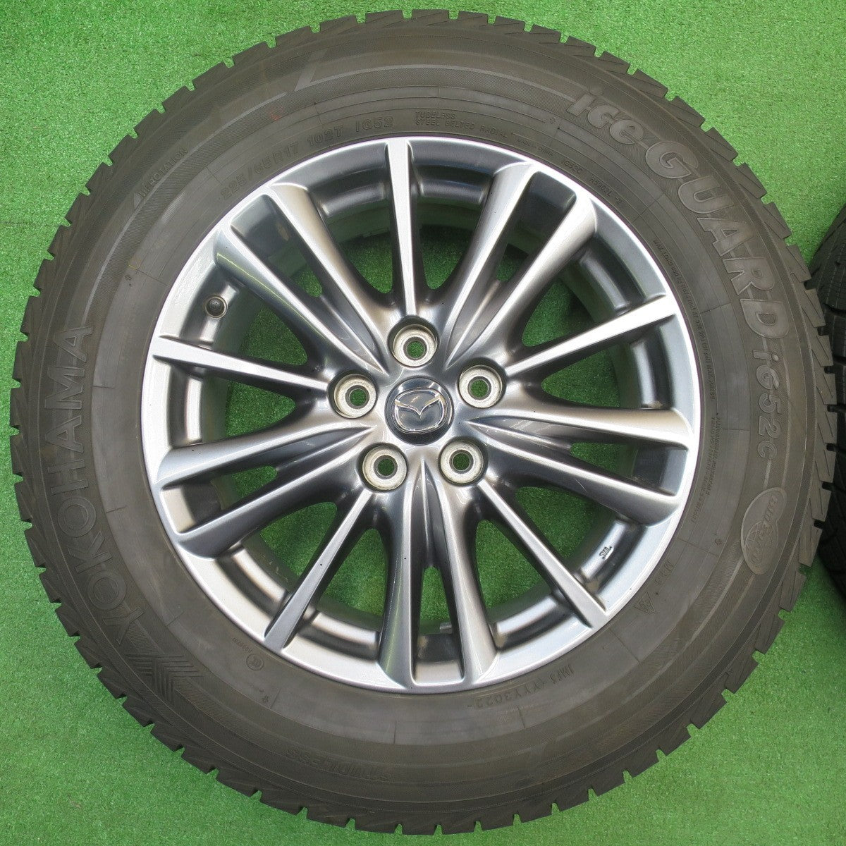 バリ溝！22年！キレイ！ほぼ10分★マツダ CX-5 純正 225/65R17 スタッドレス ヨコハマ アイスガード iG52C 17インチ CX5 PCD114.3/5H★5111313NJス