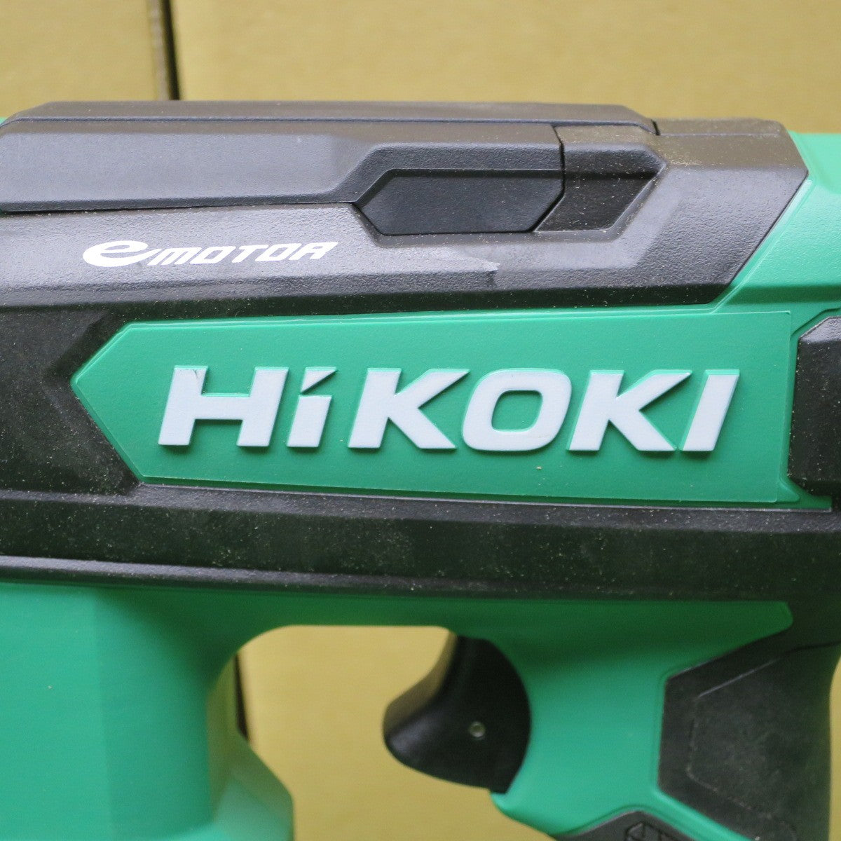 [送料無料] バッテリー付き◆Hikoki 35mm コードレス ピン 釘打 機 NP1235DA 電動 工具 10.8V ハイコーキ◆