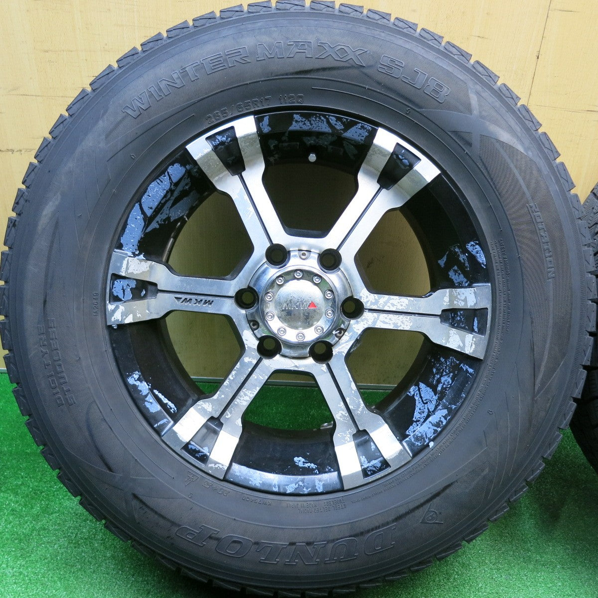 バリ溝！9.5分★MKW MK-36 265/65R17 スタッドレス ダンロップ ウインターマックス SJ8 17インチ PCD139.7/6H★5111301HAス