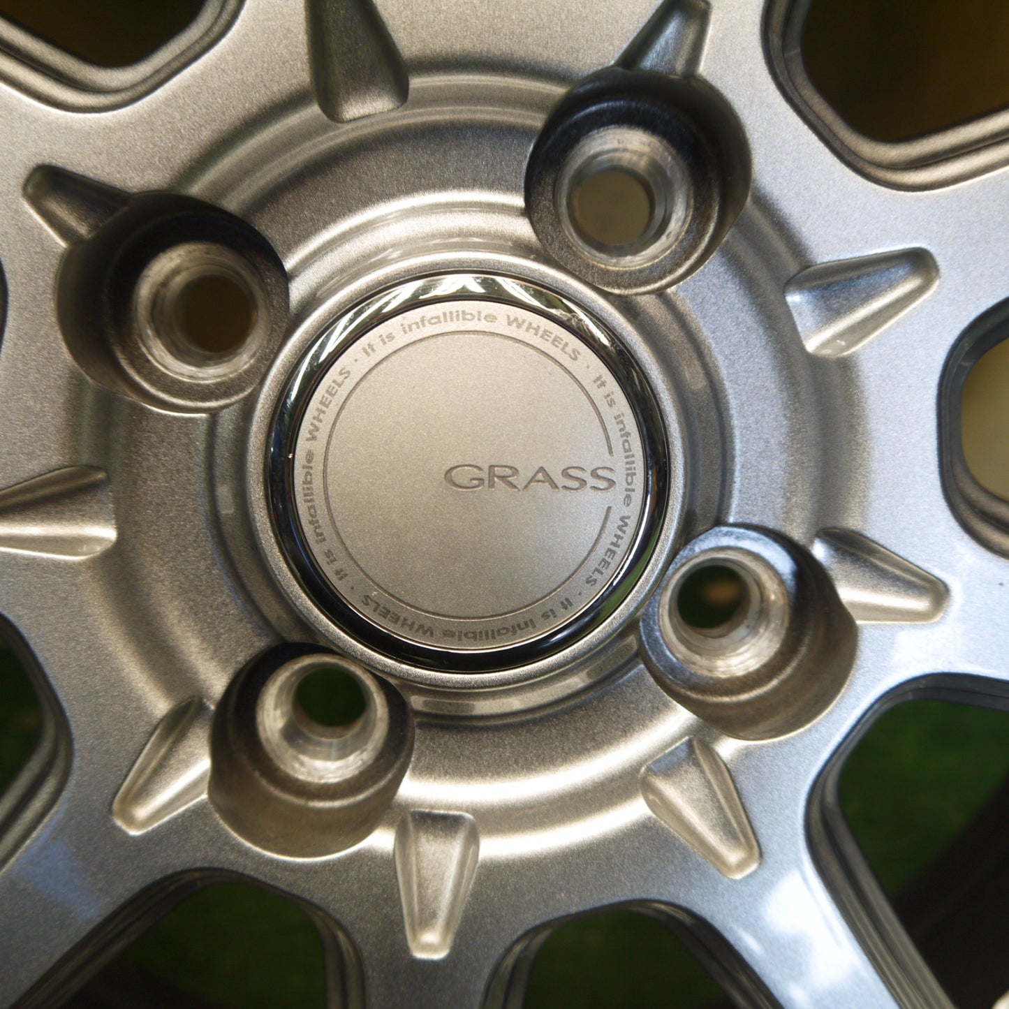 キレイ★スタッドレス 165/65R15 ヨコハマ アイスガード iG60 GRASS グラス 15インチ タフト ソリオ 等 PCD100/4H★6060803Hス