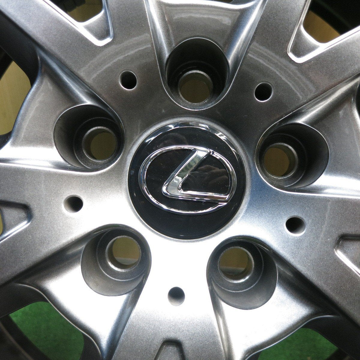 センサー付 バリ溝 綺麗 9分★レクサス等 235/55R18 スタッドレス ヨコハマ G075 LA STRADA 阿部商会 PCD114.3/5H★4020915KKス
