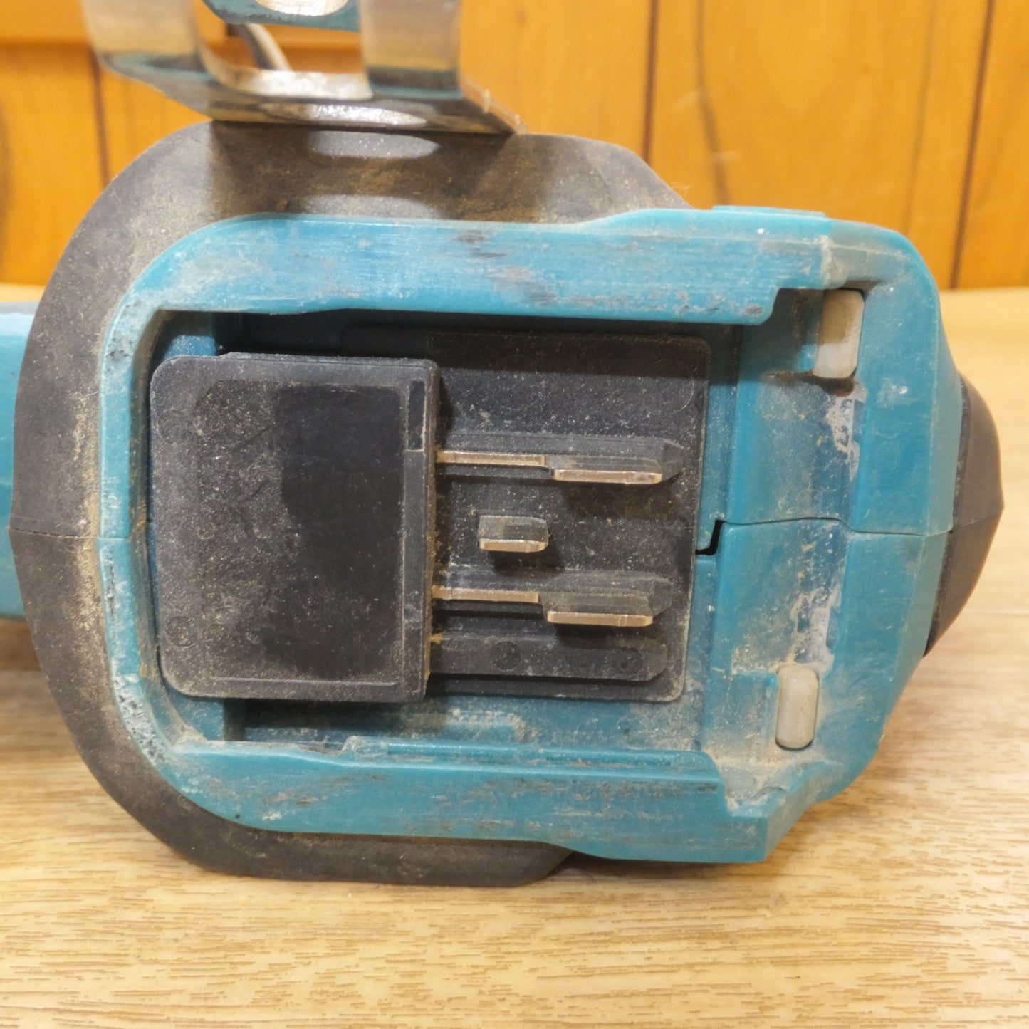 [送料無料] ★マキタ makita 充電式タッカ ST113D 10.8V 本体のみ★