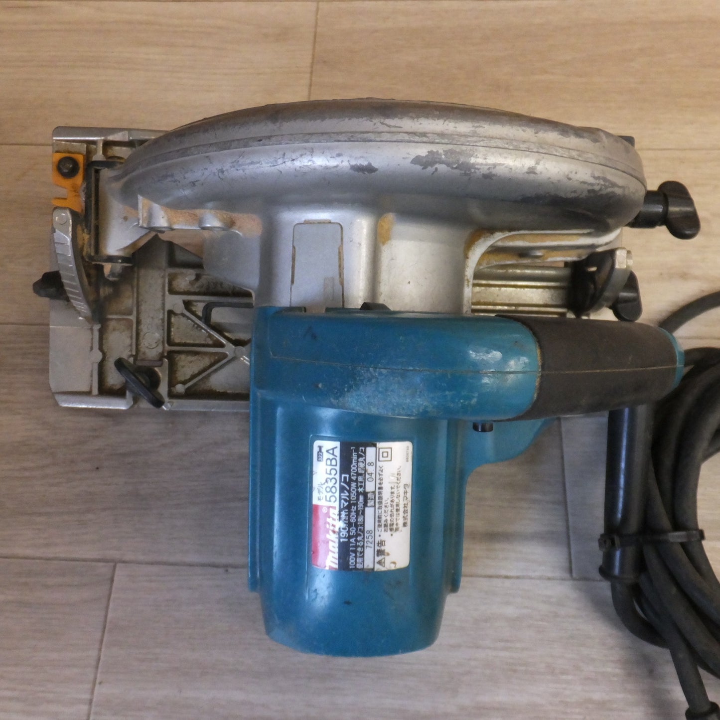 [送料無料] ★マキタ makita 190mm マルノコ 5835BA　180～190mm　100V 11A 50-60Hz 1050W　木工用 超硬丸ノコ★