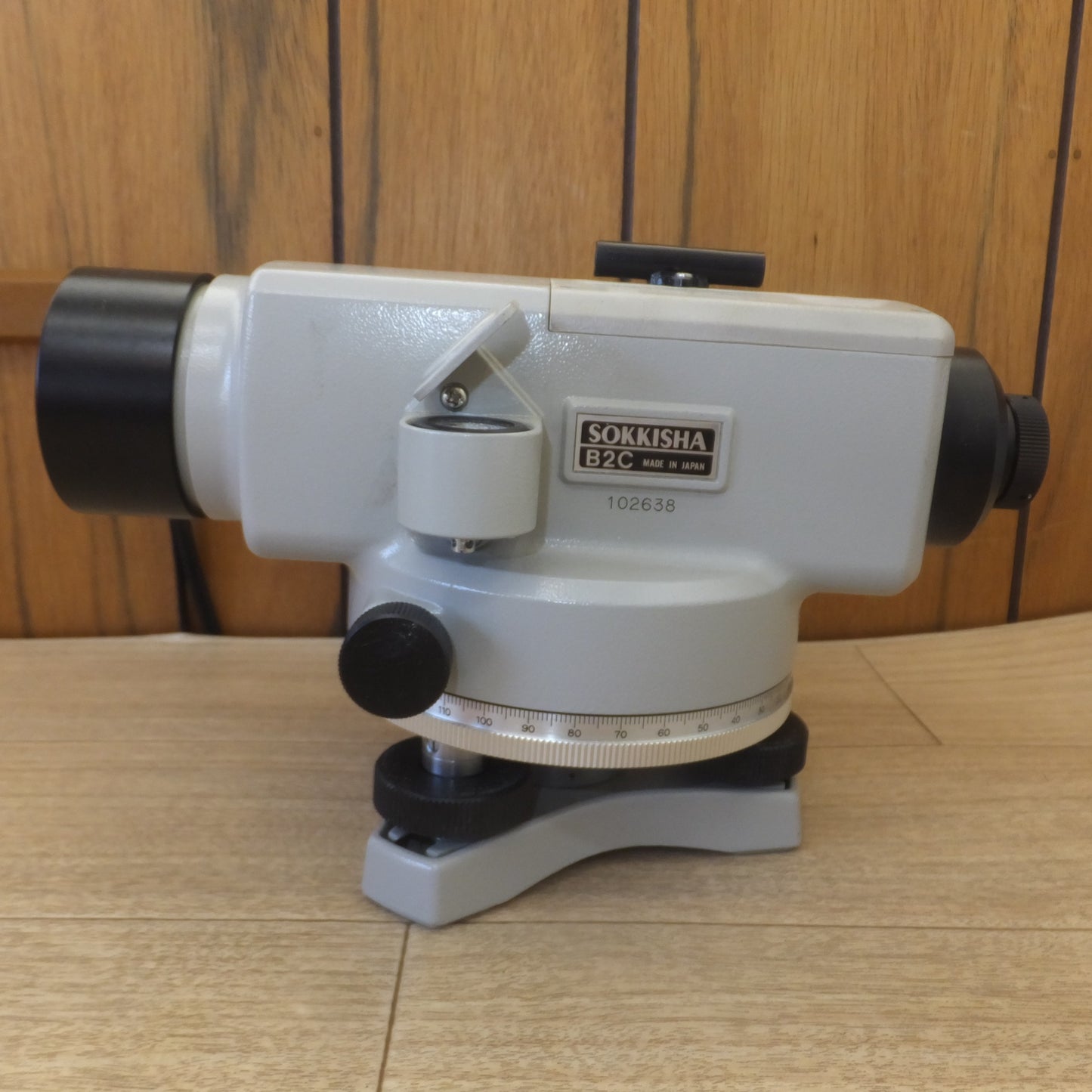 [送料無料] ★測機舎 SOKKISHA 自動レベル  B2C　全長 220mm 倍率 32× 分解力 3" 視界 1°20'★