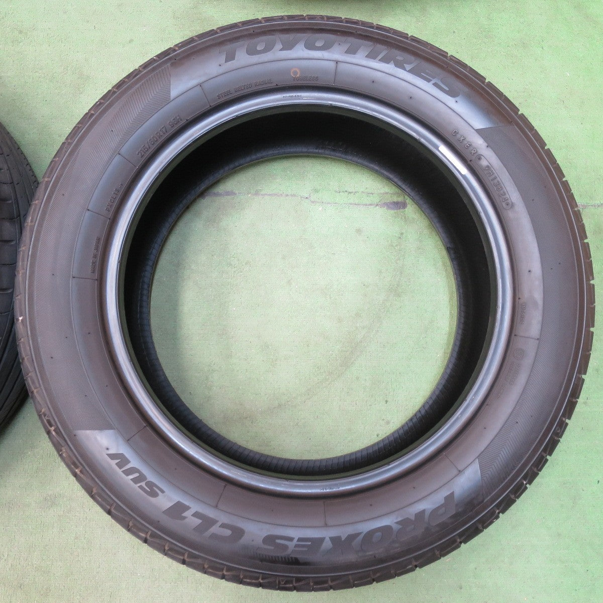 バリ溝！24年！9.5分★215/60R17 トーヨー プロクセス CL1 SUV タイヤ 17インチ レクサス UX アルファード ヴェルファイア エスティマ C-HR 等★5122606イノタ