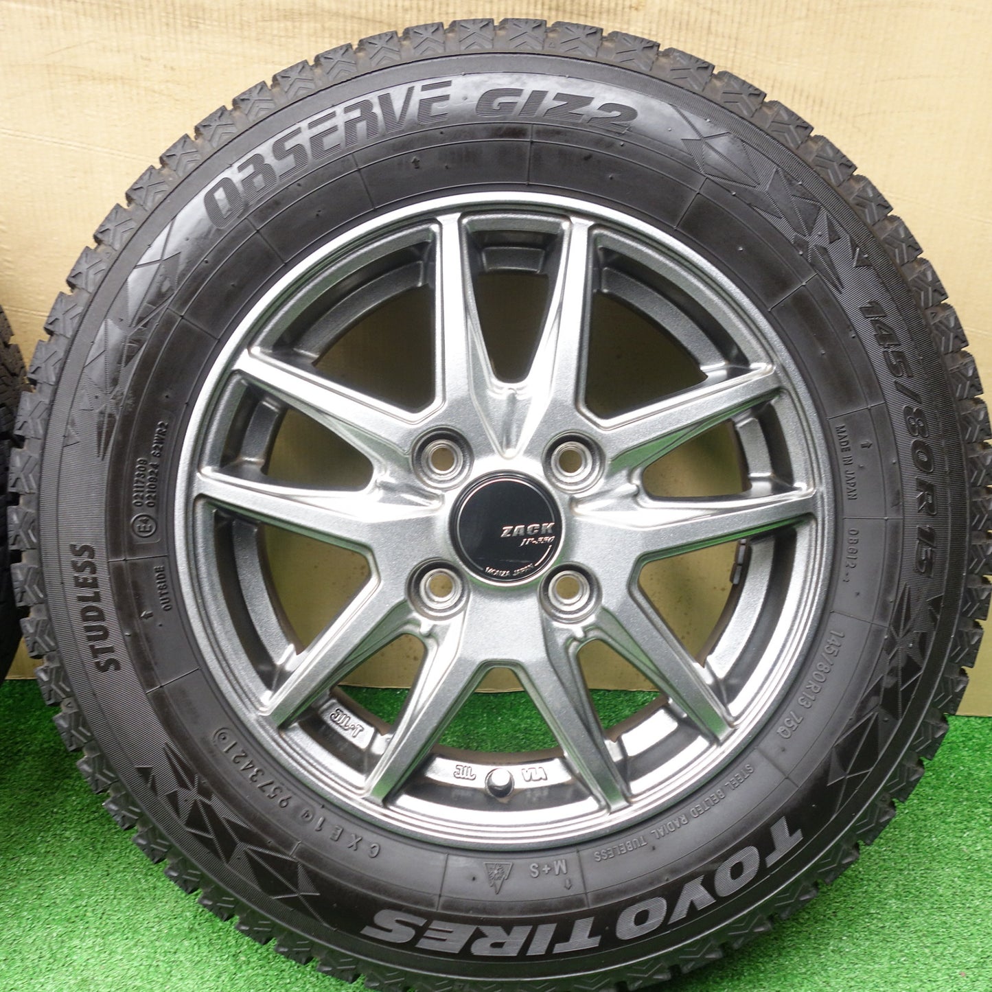 バリ溝！キレイ！9.5分以上★スタッドレス 145/80R13 トーヨー オブザーブ GIZ2 ZACK JP-550 MONZA ザック 13インチ PCD100/4H★5122001KTス