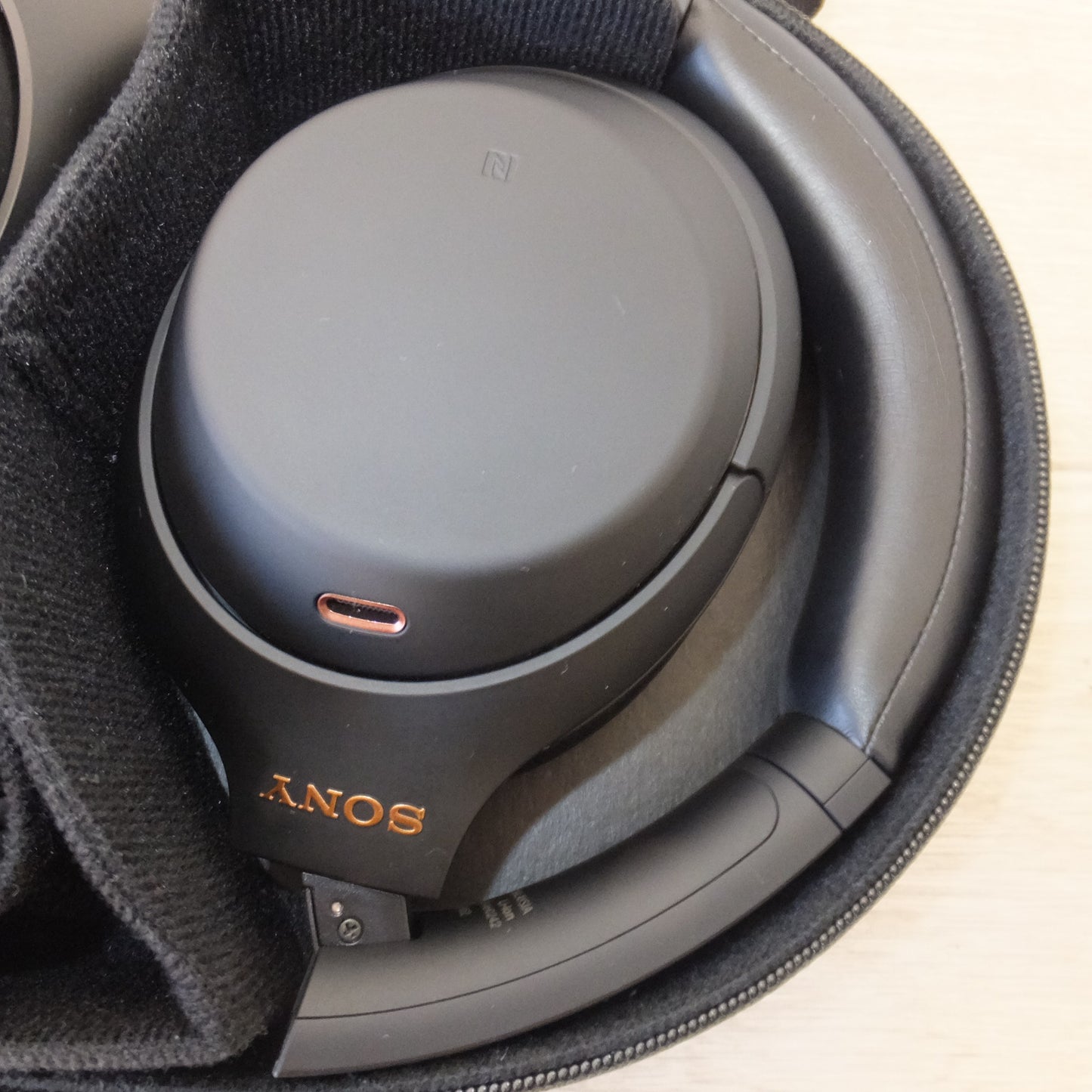 [送料無料] ★ソニー SONY ワイヤレスノイズキャンセリングステレオヘッドセット WH-1000XM4★