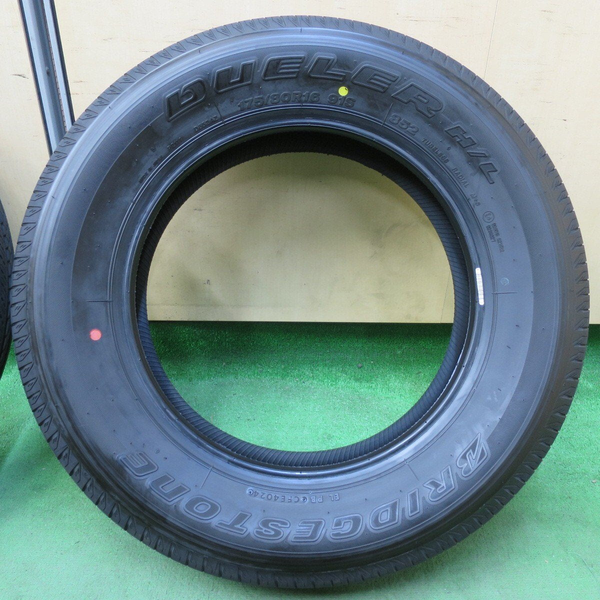 新車外し！24年★ジムニー 175/80R16 ブリヂストン デューラー H/L 852 タイヤ 16インチ★5040306イノタ