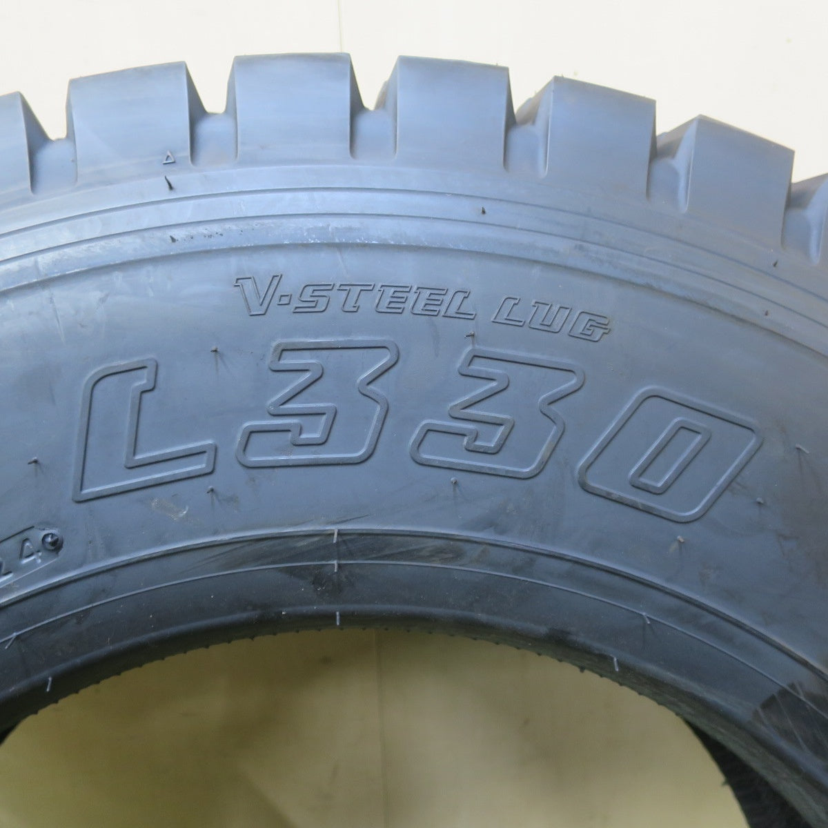未使用！24年！1本★トラック タイヤ 225/80R17.5 123/122L ブリヂストン L330 17.5インチ★6060103イノタ