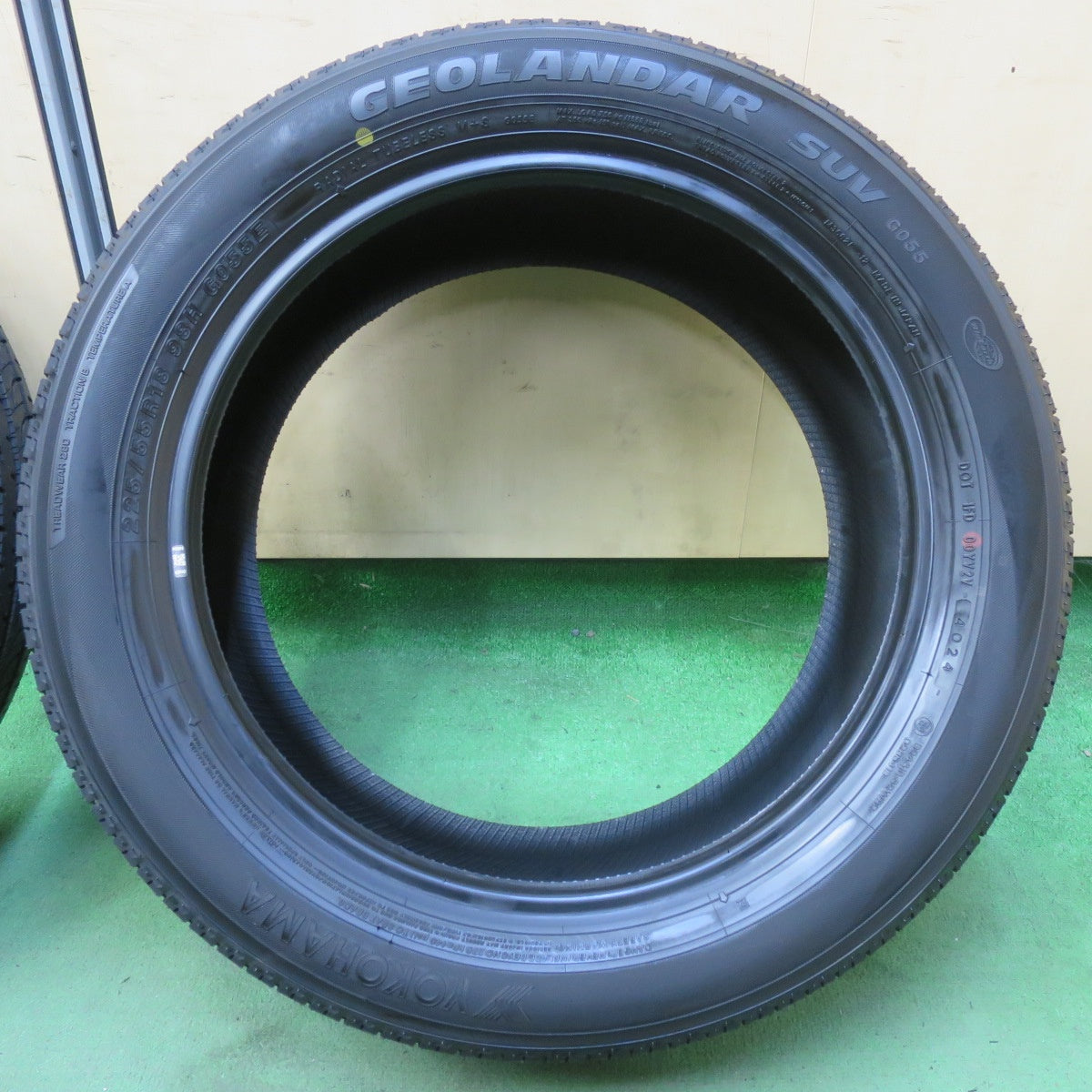 新車外し！24年★225/55R18 ヨコハマ ジオランダー SUV G055 G055E タイヤ 18インチ ZR-V エクストレイル XV デリカ D:5 等★5092401イノタ