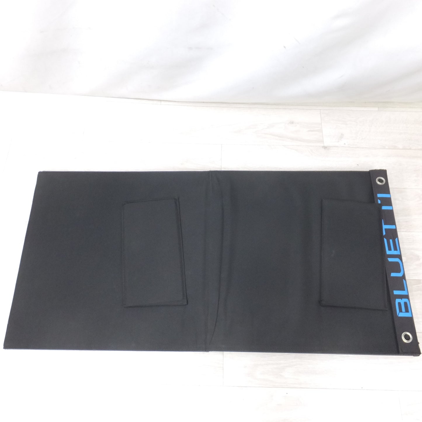 [送料無料] キレイ◆ブルーティ BLUETTI ソーラー パネル SP120 太陽光発電 折畳式 防災 キャンプ アウトドア◆