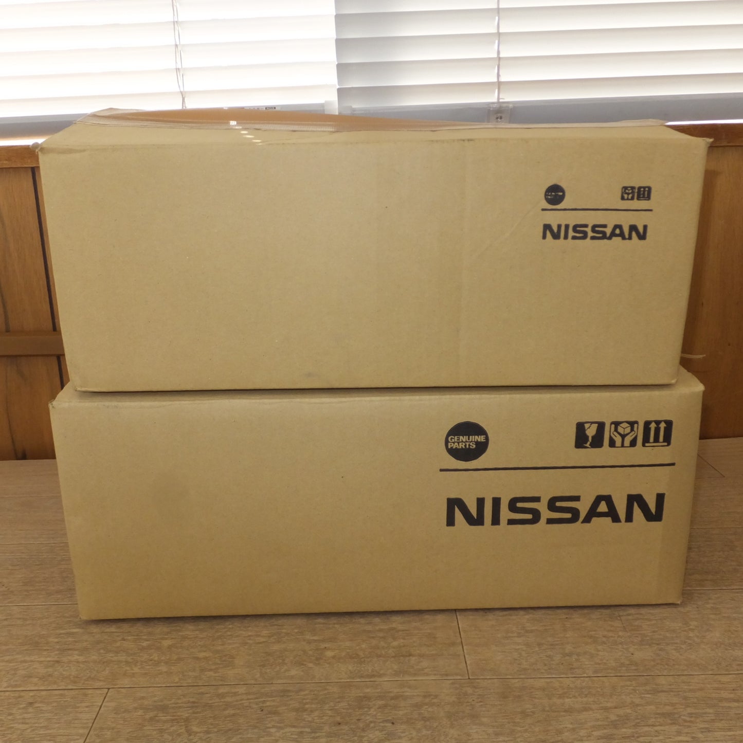 [送料無料] 新車外し 美品★トヨタ TOYOTA 純正 エルグランド 後期 E51 ME51 NE51 テールライト ICHIKOH D005 L R 左 右 セット★