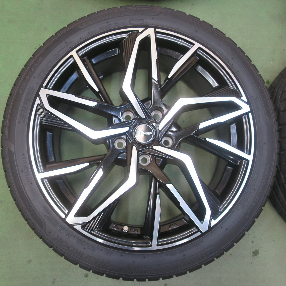 バリ溝！25年！キレイ！9.5分◎215/45R18 ハンコック ベンタス S1 evo3 Chronus クロノス 18インチ PCD114.3/5H◎6090701IMノ