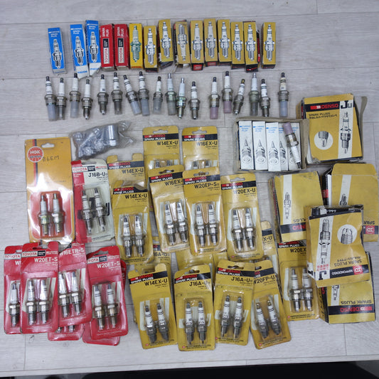 [送料無料] 未使用!大量まとめ売り◆デンソー NGK トヨタ純正 スパーク プラグ W14EX-U W20ET-S W22EP-S11 J16A-U11 S-27（N229 18 600）など◆