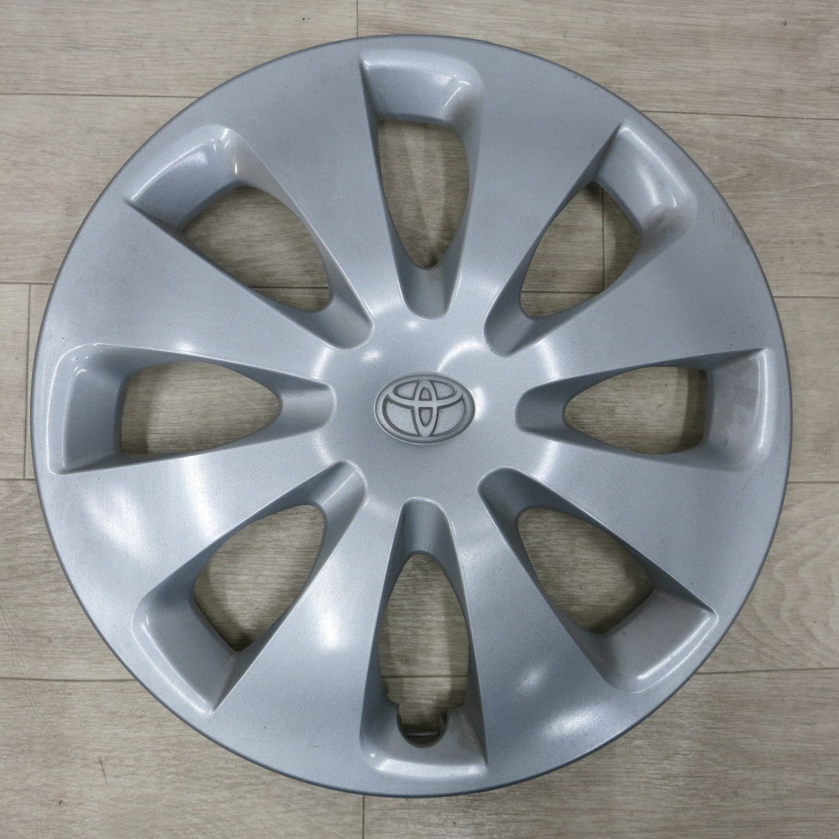 送料無料] ◇トヨタ アクア 純正 ホイール キャップ 42602-52540 15