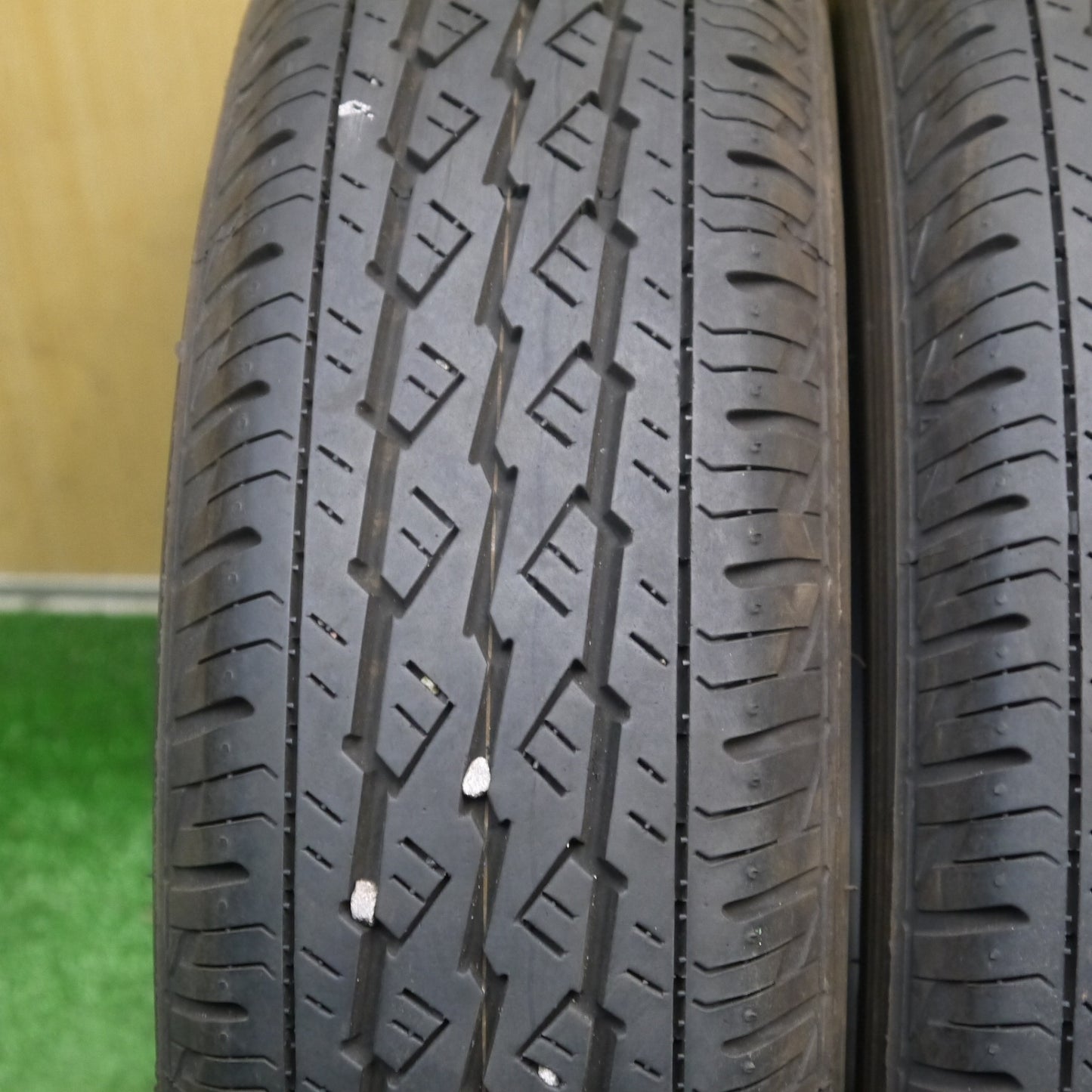 2本価格！25年★145/80R12 80/78N ブリヂストン K370 タイヤ 12インチ 軽 トラック 軽 バン 等★6060302KKノタ
