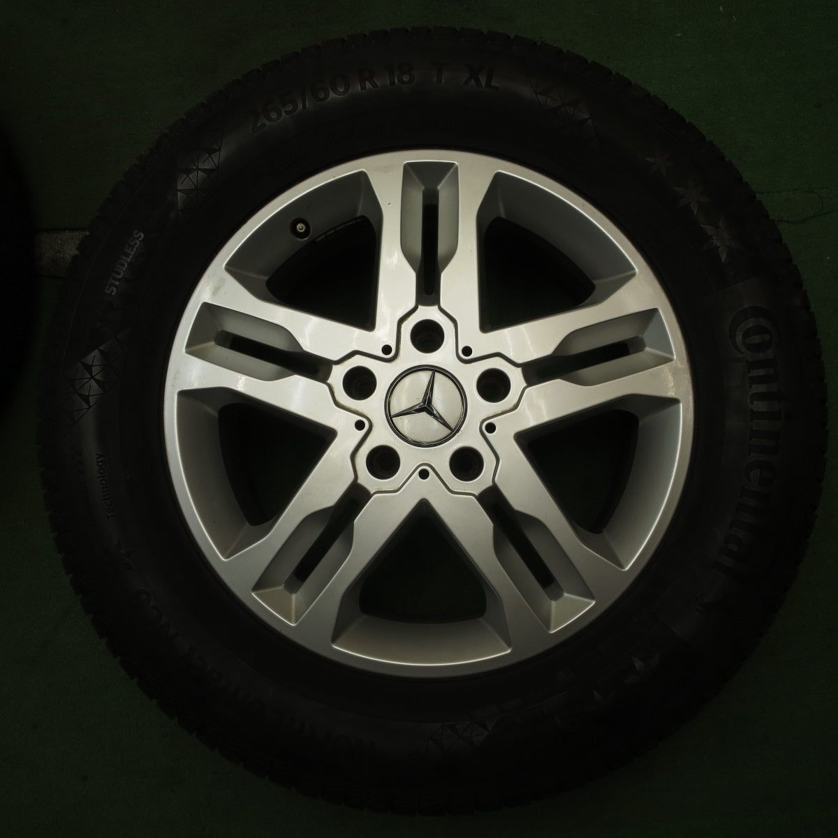 バリ溝！22年！8.5分★ベンツ Gクラス ゲレンデ W463 純正 265/60R18 スタッドレス コンチネンタル ノースコンタクト NC6 18インチ PCD130/5H★5071101NJス