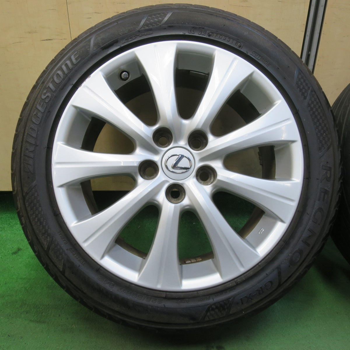 センサー付★レクサス GS 純正 225/50R17 ブリヂストン レグノ GR-XI ミネルバ ラジアル F205 17インチ PCD114.3/5H★5092706イノ