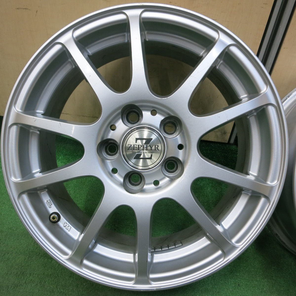 [送料無料] 4本価格★プリウス 等 ZEPHYR ゼファー インターミラノ 15インチ ホイール 15×6J PCD100/5H★4103108SYホ