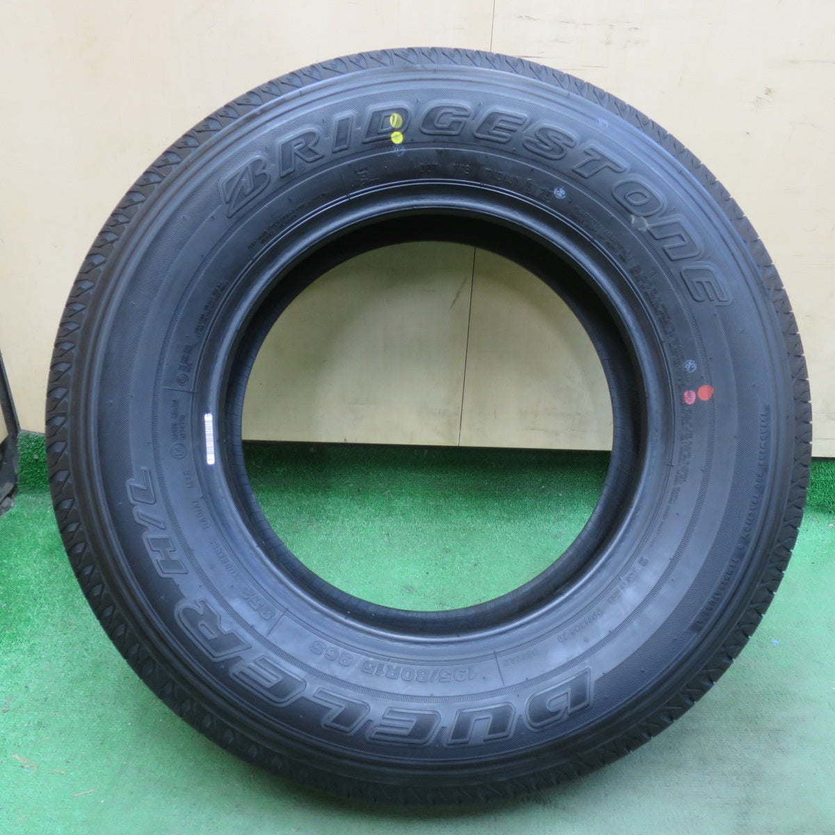 新車外し！25年！1本★195/80R15 ブリヂストン デューラー H/L 852 DUELER タイヤ 15インチ ジムニー シエラ ジムニー ノマド 等★6052303イノタ
