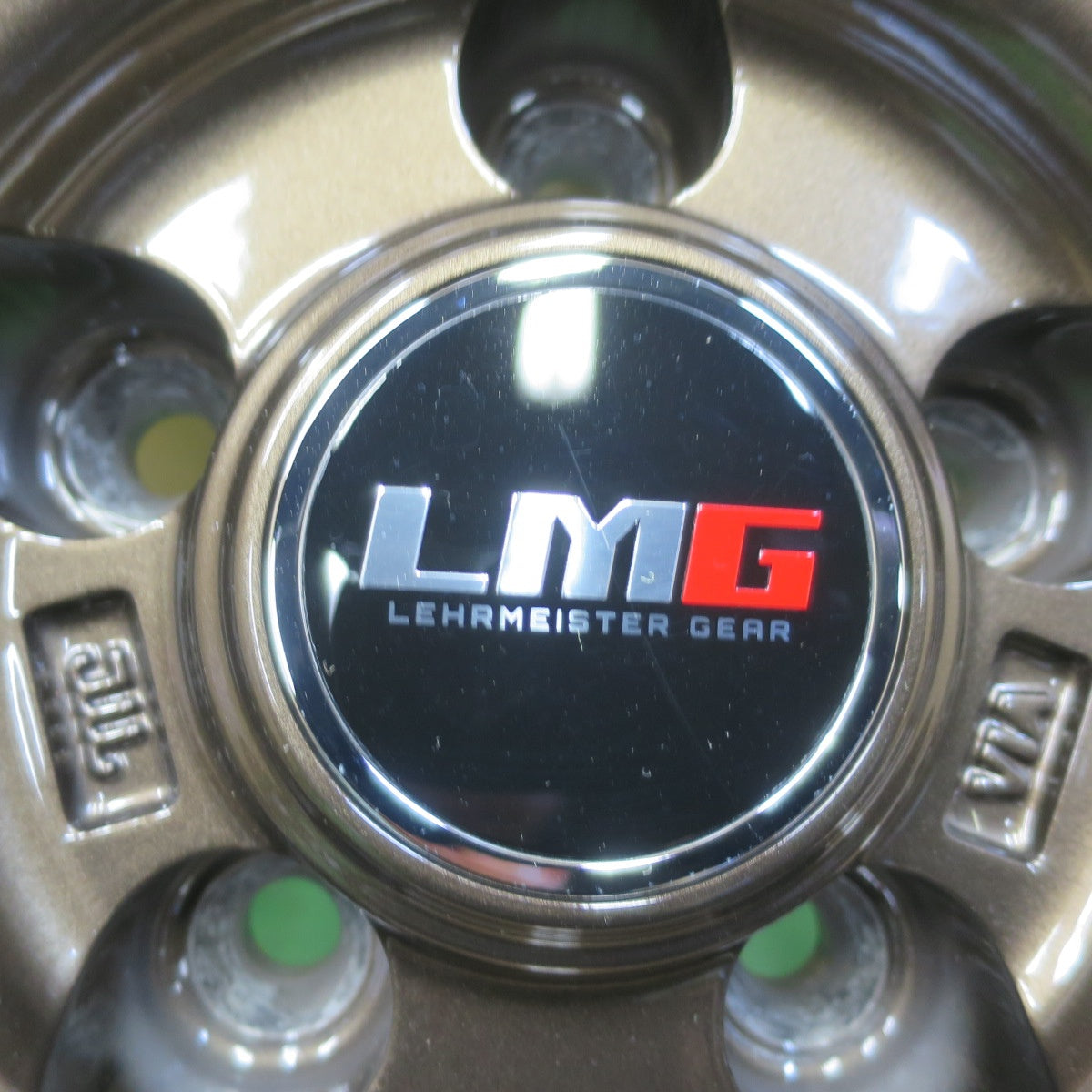 ほぼ未使用！24年！キレイ◎LEHRMEISTER GEAR LMG MS-9W 235/60R18 スタッドレス グリップマックス GRIP ICE X SUV レアマイスター 18インチ PCD114.3/5H◎6093009イス