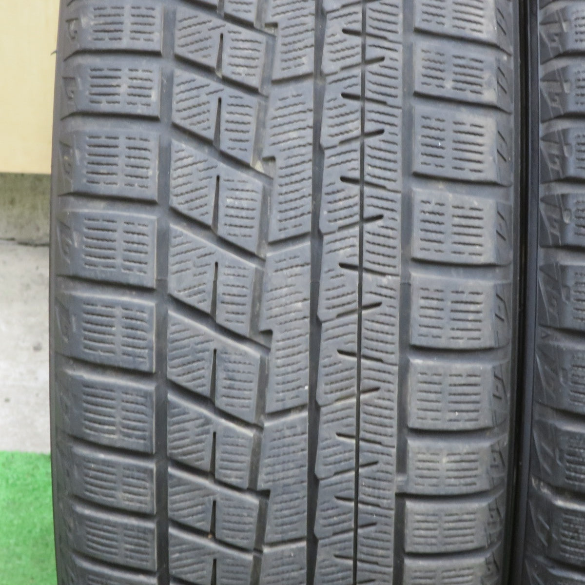 バリ溝！9分★トヨタ 30系 プリウス G's 純正 225/40R18 スタッドレス ヨコハマ アイスガード iG60 18インチ PCD100/5H★6021907TTス