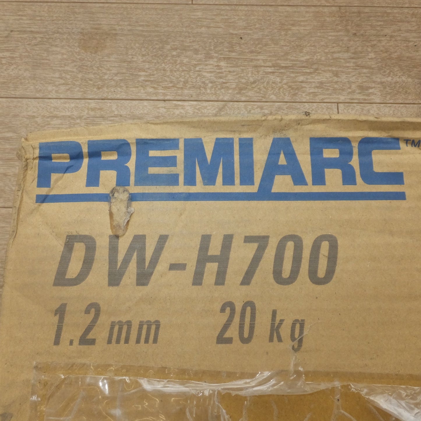 [送料無料] 未使用★神戸製鋼所 コベルコ KOBELCO PREMIARC 硬化肉盛溶接用フラックス入りワイヤ DW-H700 1.2mm 20kg(2)★