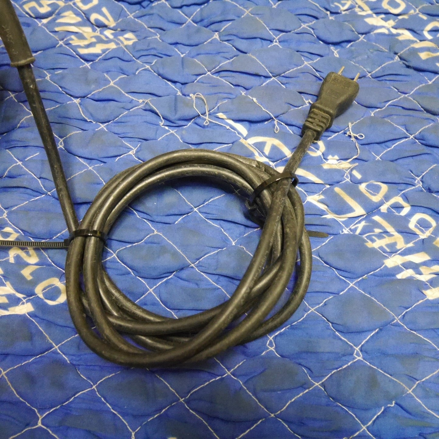 [送料無料] ☆IKURA 育良精機 サーメット チップソー 切断機 IS-CTC180N カッター イクラ 電動 工具 100V 現状品☆