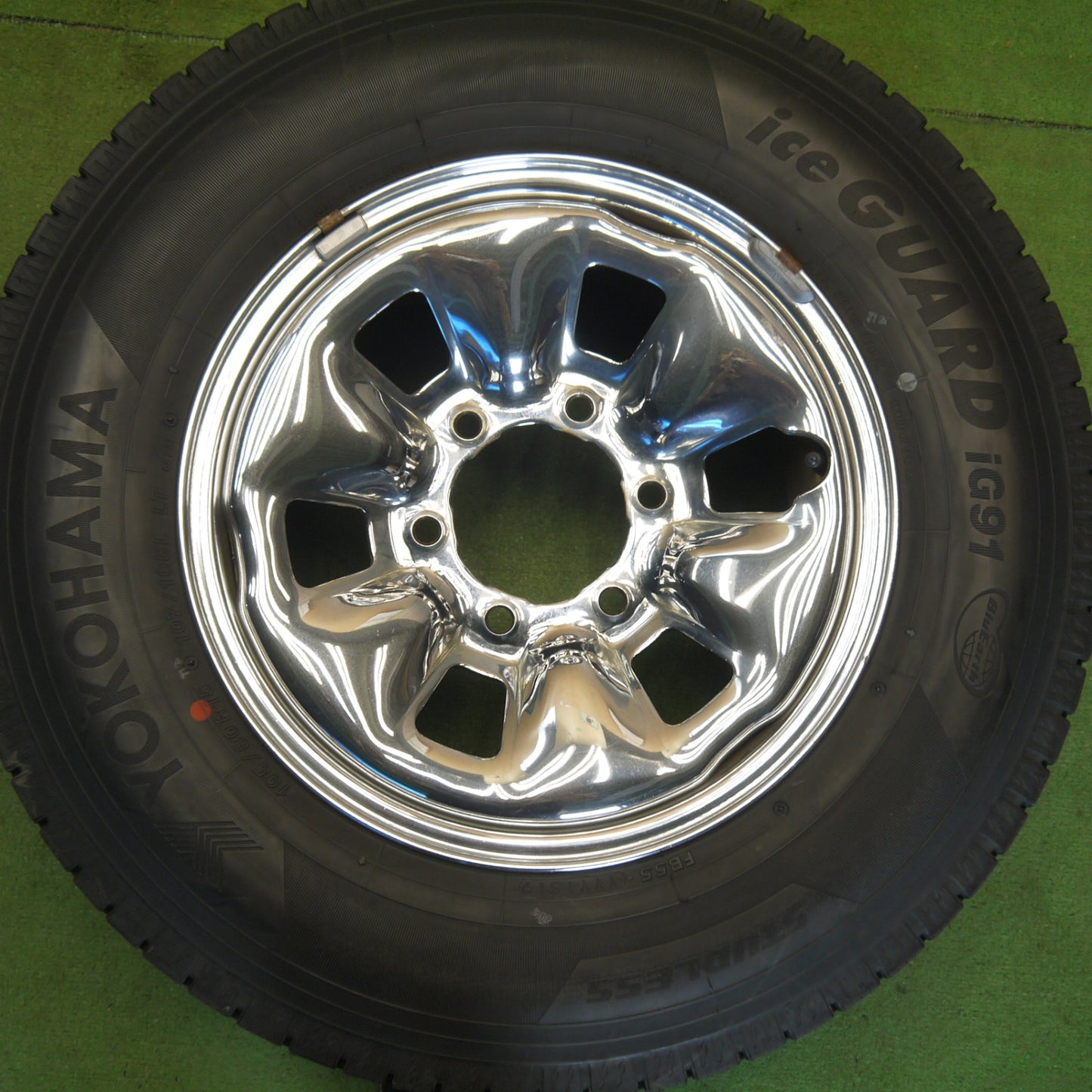 バリ溝！8.5分★トヨタ 100系 ハイエース 純正 メッキ 195/80R15 107/105L スタッドレス ヨコハマ アイスガード iG91 15インチ PCD139.7/6H★6060804Hス