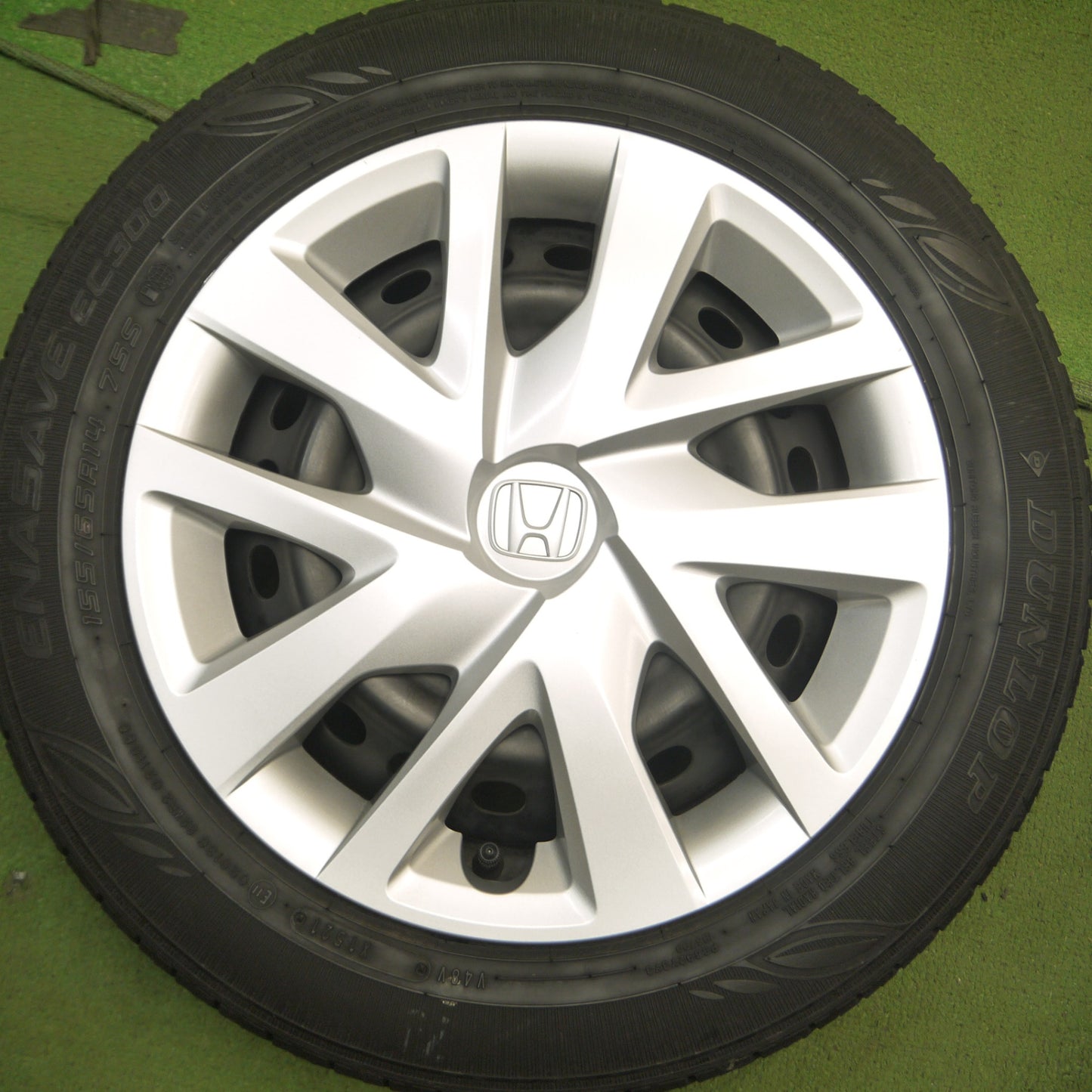 *送料無料* バリ溝！21年！綺麗！8.5分★ホンダ N-BOX 純正 スチール 155/65R14 ダンロップ エナセーブ EC300 PCD100/4H★4061806Hノ