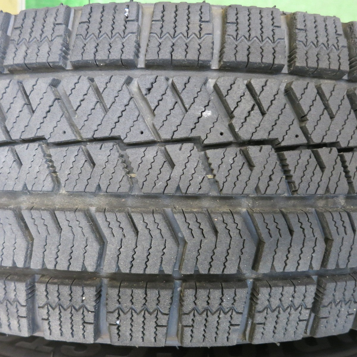 バリ溝！23年！9分★スタッドレス 185/70R14 ブリヂストン ブリザック VRX2 TOPRUN トップラン 14インチ PCD100/4H★6032804HAス