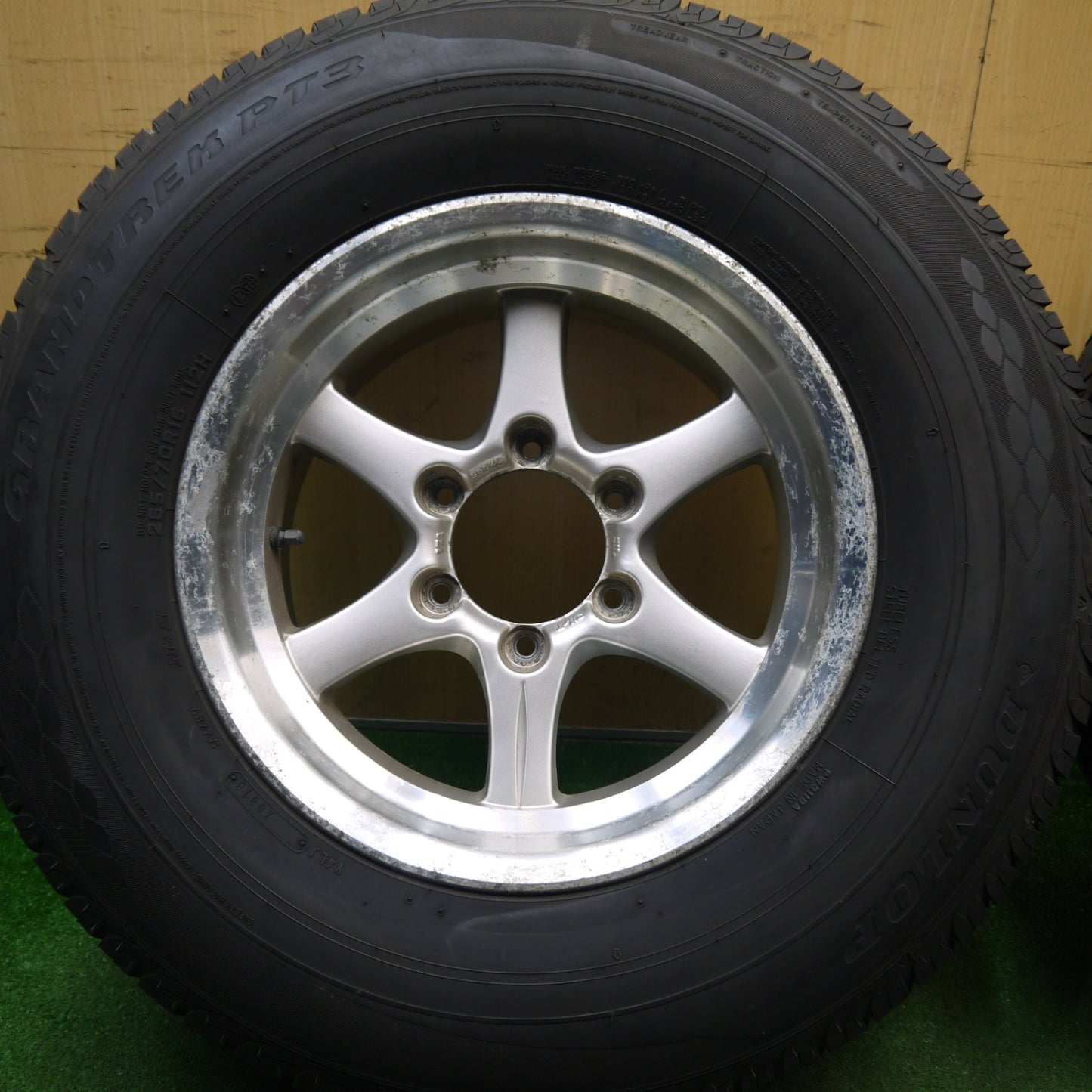 バリ溝！9.5分★265/70R16 ダンロップ グラントレック PT3 ブレイクロック LG-056 東京車輪 16インチ PCD139.7/6H★6012706Hノ