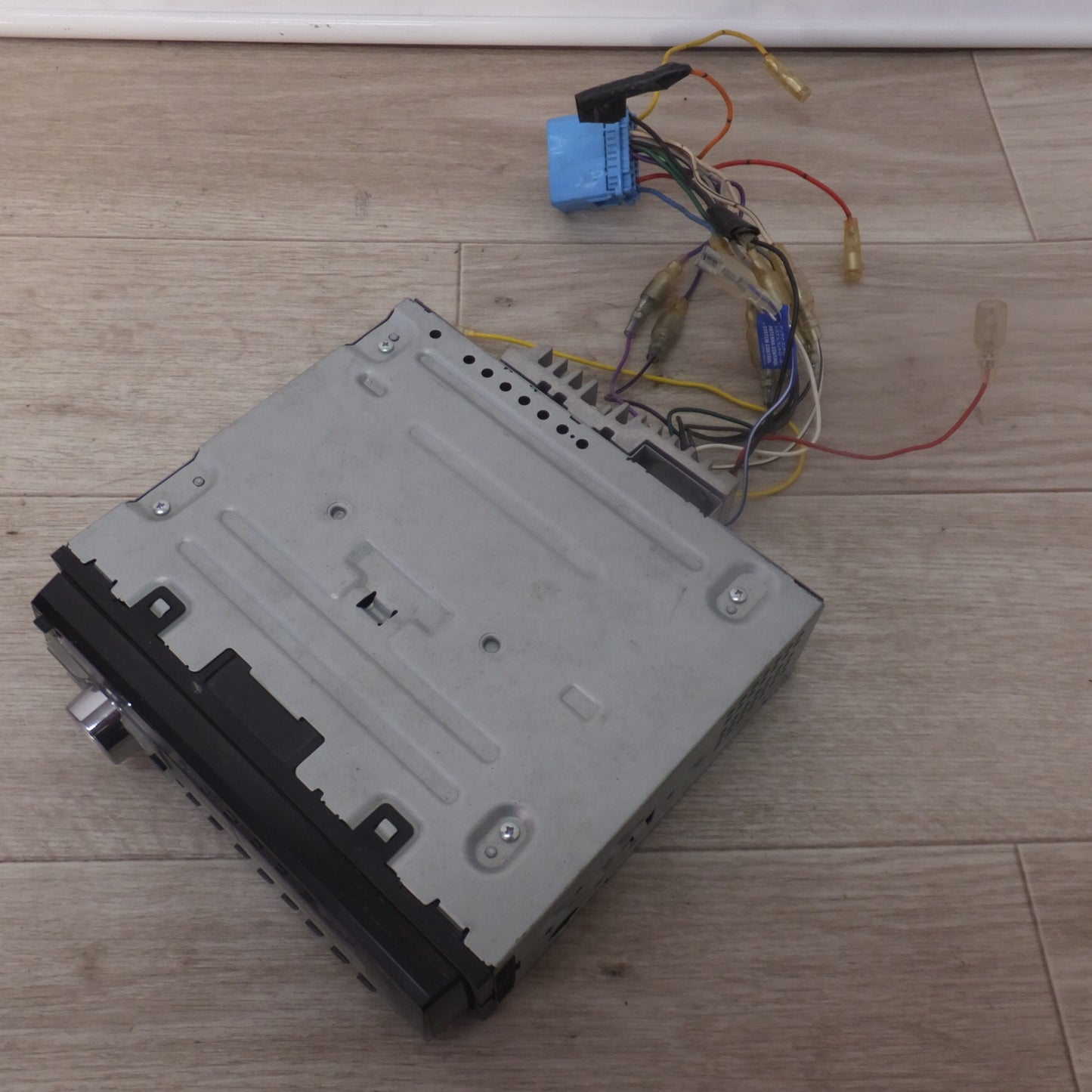 [送料無料] ★カロッツェリア carrozzeria オーディオメインユニット CD チューナーメインユニット DEH-380(63★