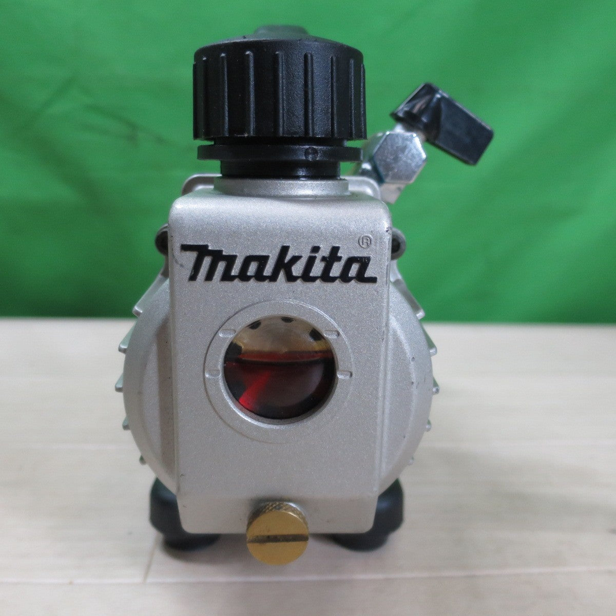[送料無料] ☆マキタ 充電 式 真空 ポンプ 18V VP180D 電動 工具 コードレス Makita☆