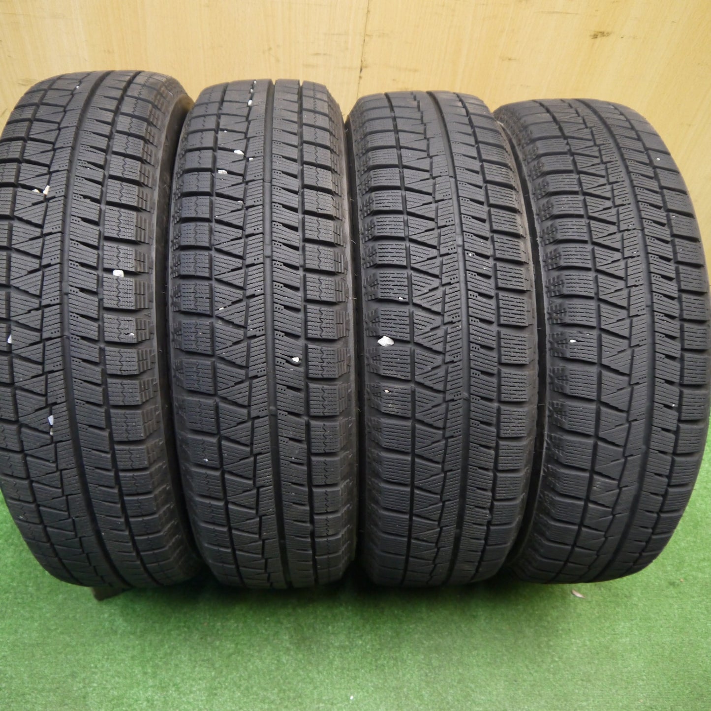 バリ溝！23年！9.5分以上★三菱 デリカ D:2 スズキ ソリオ 純正 165/65R14 スタッドレス ブリヂストン アイスパートナー2 D2 14インチ PCD100/4H★5111709Hス