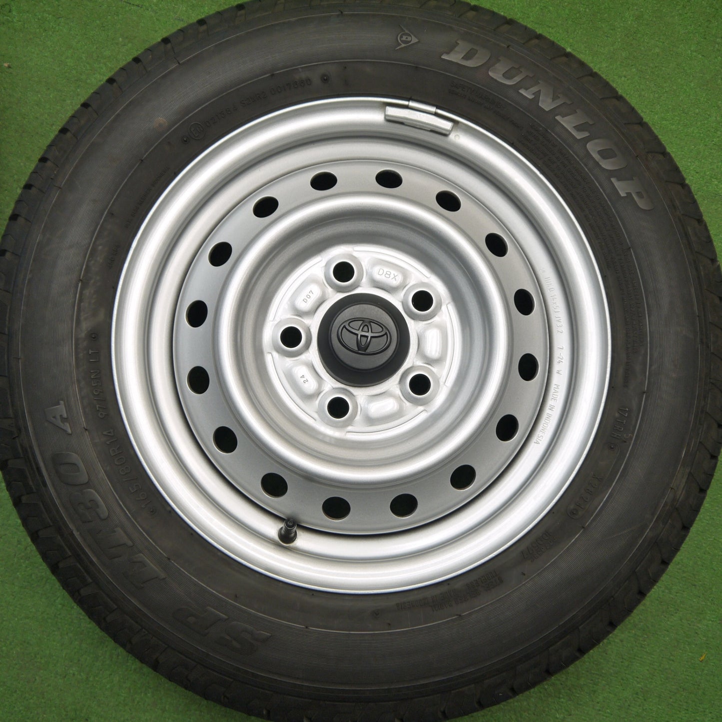 バリ溝！24年！キレイ！9.5分★トヨタ タウンエース 純正 スチール 165/80R14 97/95N ダンロップ SP LT30A 14インチ PCD114.3/5H★5120801Hノ