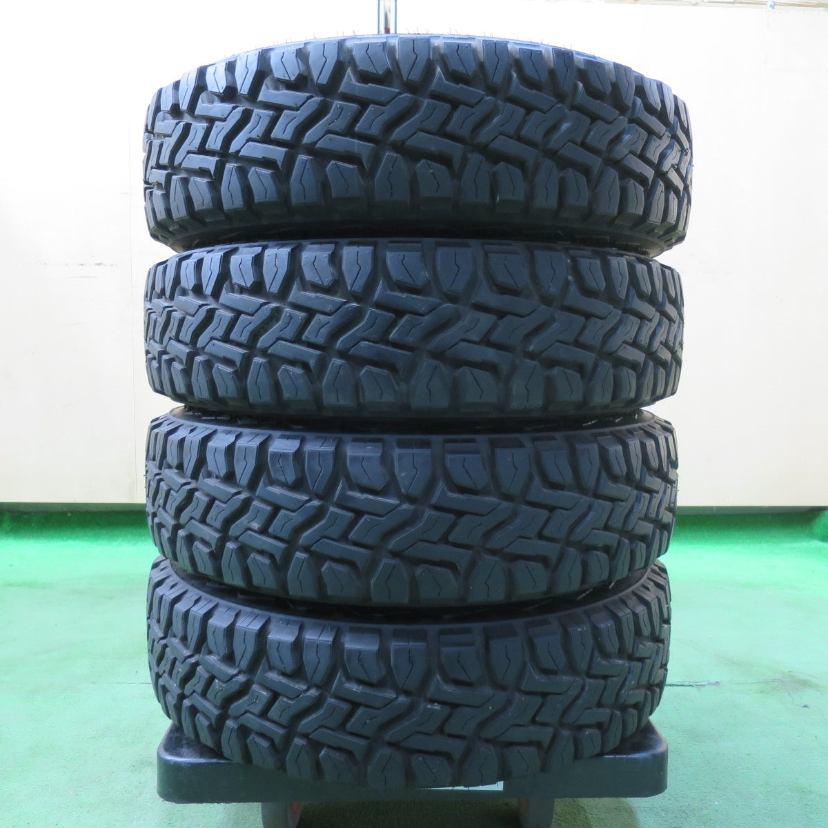 [送料無料] タイヤほぼ未使用！23年！キレイ★145/80R12 80/78N トーヨー R/T オープンカントリー TEAD テッド 12インチ PCD100/4H★5020108イノ