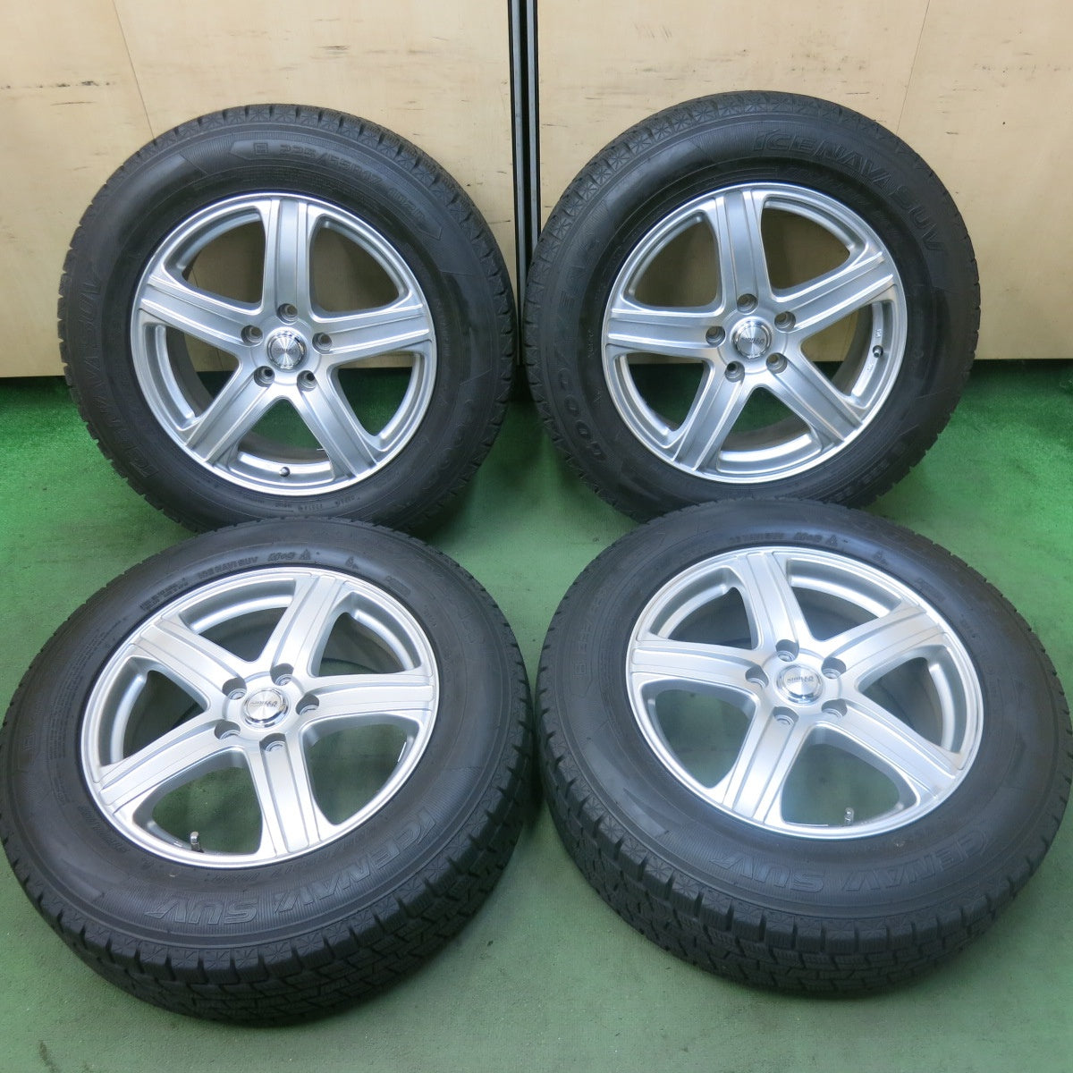 バリ溝！キレイ！9分★スタッドレス 225/65R17 グッドイヤー アイスナビ SUV SIBILLA VK シビラ 17インチ PCD114.3/5H★5112101SKス