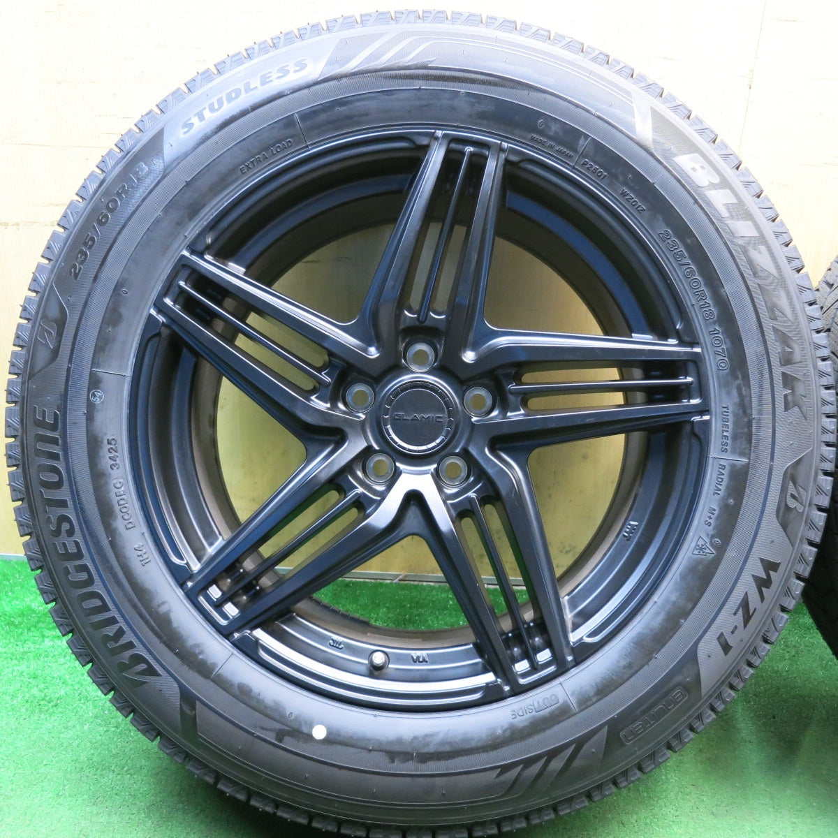 バリ溝！25年！ほぼ10分◎スタッドレス 235/60R18 ブリヂストン ブリザック WZ-1 GLAMIC LX-S グラミック 18インチ PCD114.3/5H◎6100406HAス