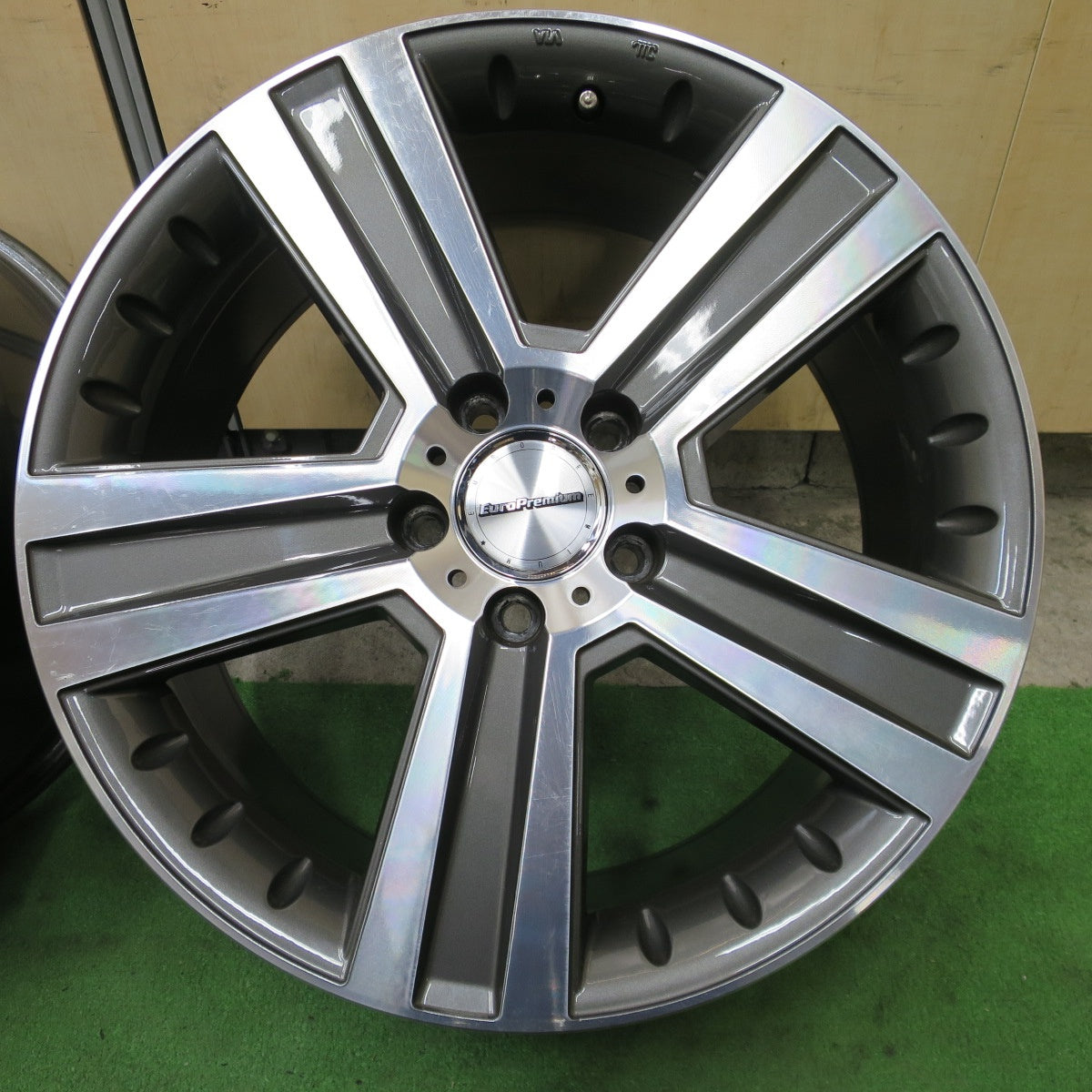 キレイ★ベンツ GLC 等 EuroPremium WERNER 18インチ ホイール ユーロプレミアム ヴェルナー 18×8J PCD112/5H★6052202NGホ