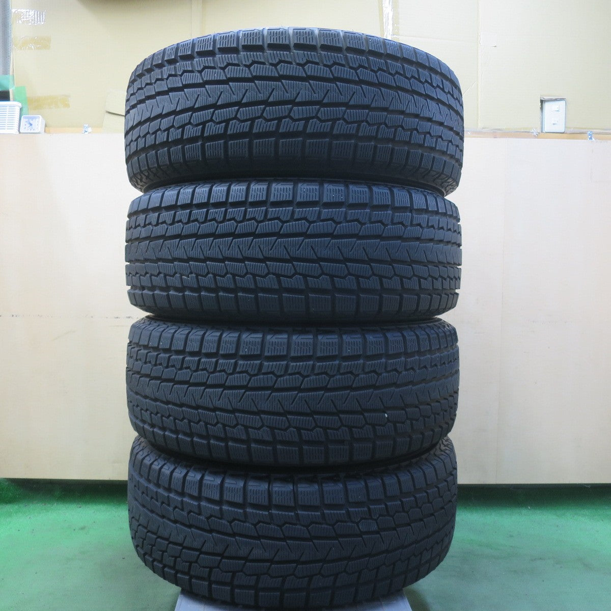 バリ溝！22年！キレイ！9.5分◎スタッドレス 265/65R17 ヨコハマ アイスガード G075 B-MUD K 17インチ PCD139.7/6H◎6062801IMス