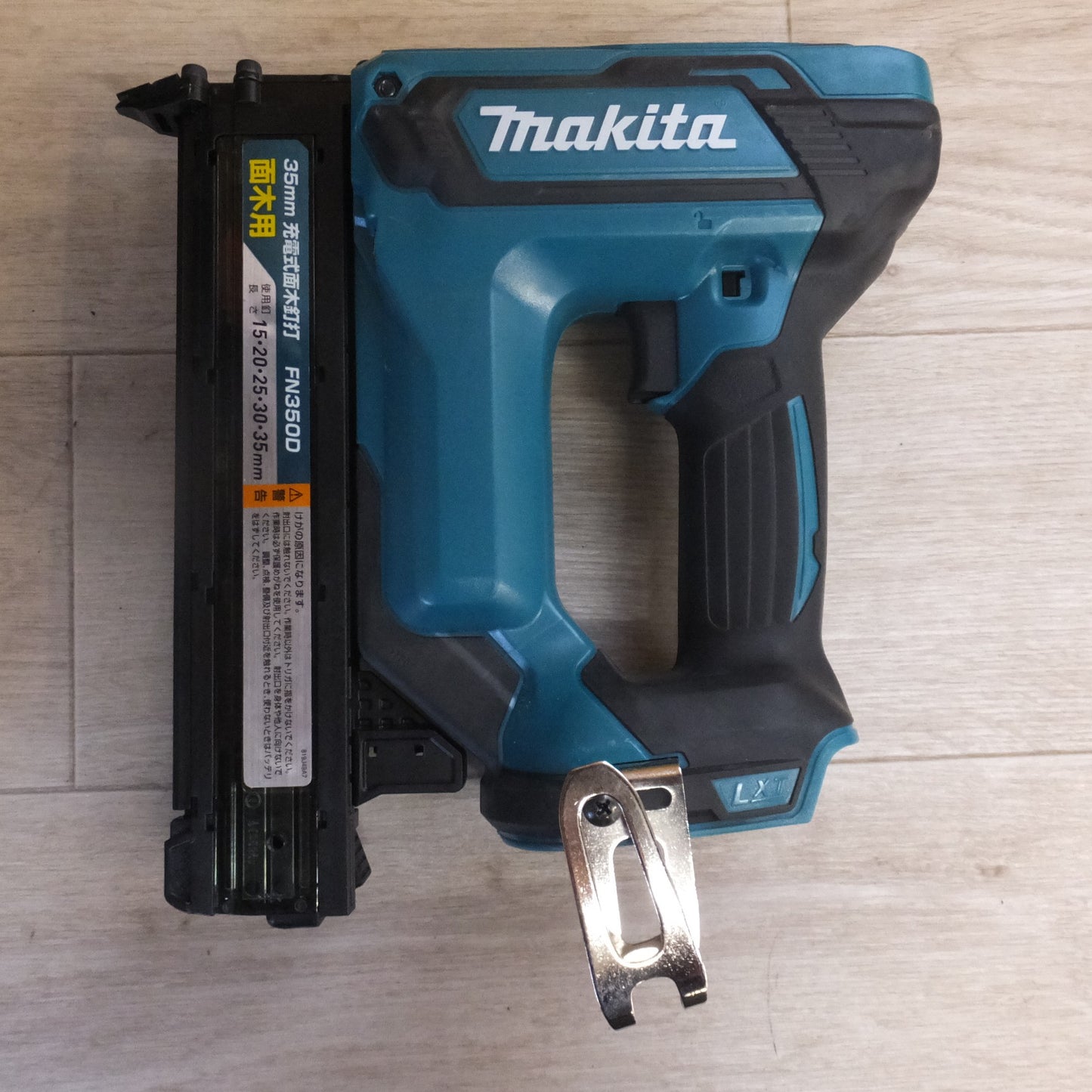 [送料無料] 美品★マキタ makita 35mm 充電式面木釘打 FN350DRG 18V 本体のみ★