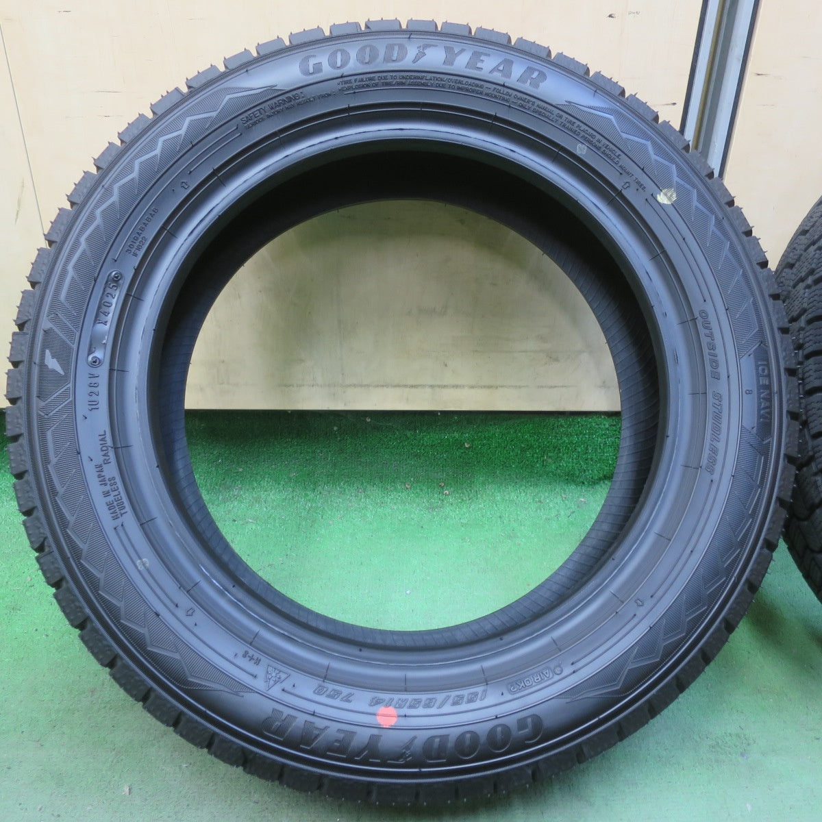 ほぼ未使用！25年★スタッドレス 155/65R14 グッドイヤー アイスナビ8 タイヤ 14インチ N-BOX スペーシア タント ムーヴ ウェイク 等★6071406イスタ